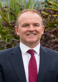 Mr A Cowan