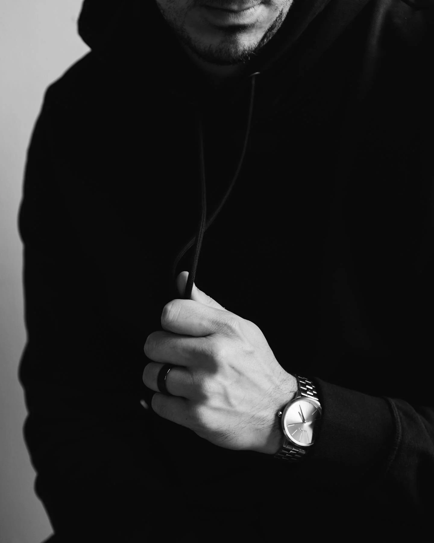 Just a cozy, cloudy Tuesday over here. Not looking forward to giving up my favorite hoodie once the warmer days begin to come through.
&mdash;
Photog: @alexisjaelopez