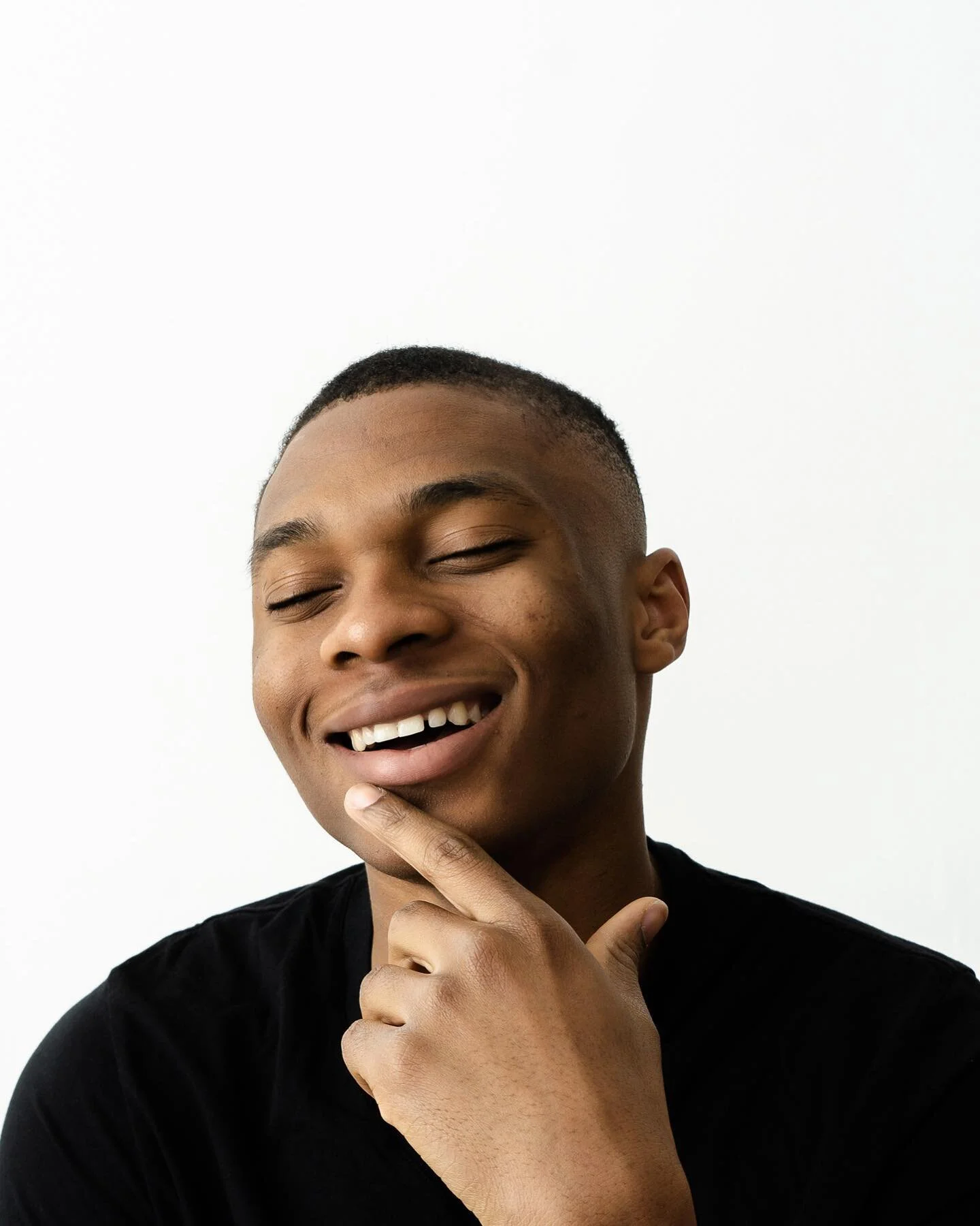 No Monday blues here.
&mdash;
Victor Isaiah Jr. 
Shot at @thetxstudio
