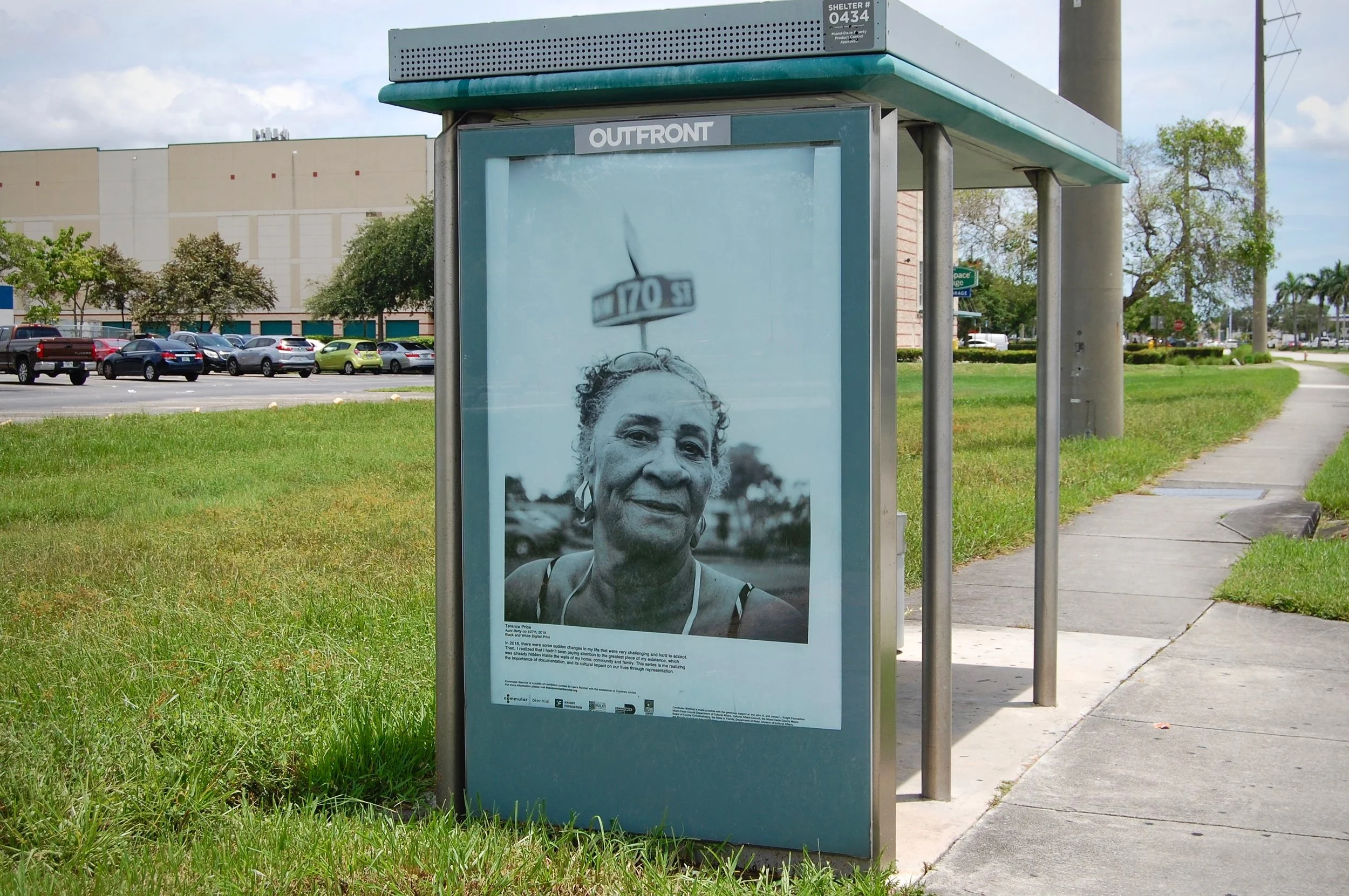 Terence Price II “Aunt Betty on 170th” (Image Copyright Commuter Biennial 2019)