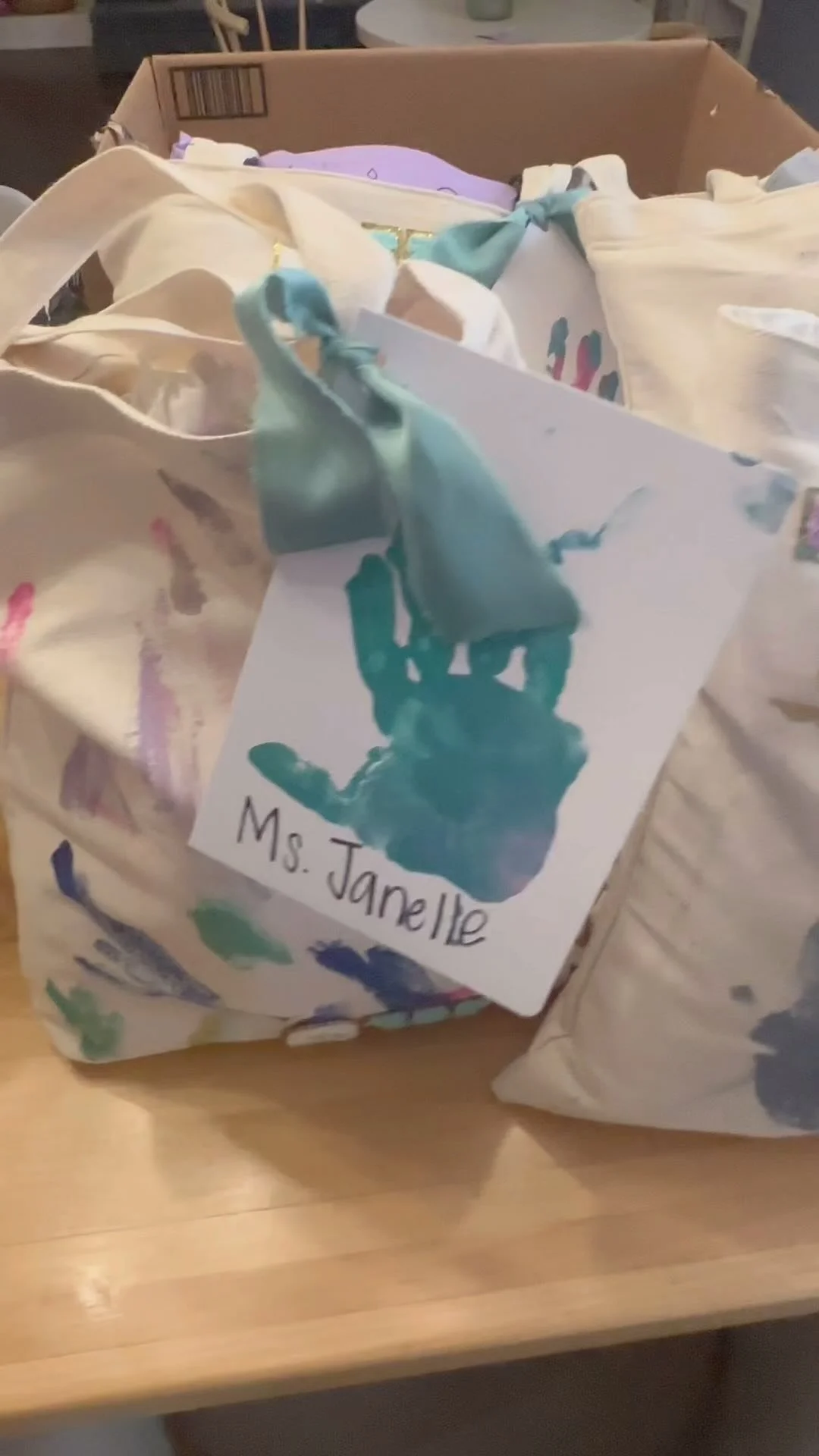 DIY Snowflake Bathbombs The Celebrate Daily diy-snowflake-bathbombs-the-celebrate-daily