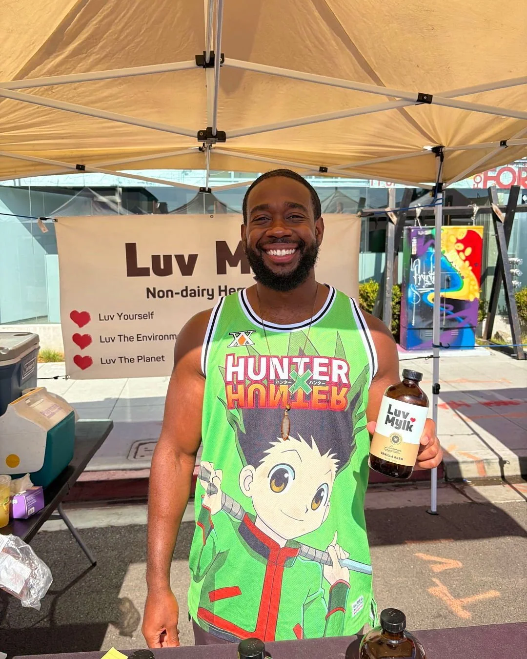 Got milk? ❌  Luv Mylk ✅ 

Locally made, sustainable, plant-based, AND delicious? Consider us in LUV!

Catch @luvmylksandiego 's NEW Vanilla Brew cold brew + hemp mylk plus the og favorites at the market this Sunday 🫶 

#hillcrestfarmersmarket