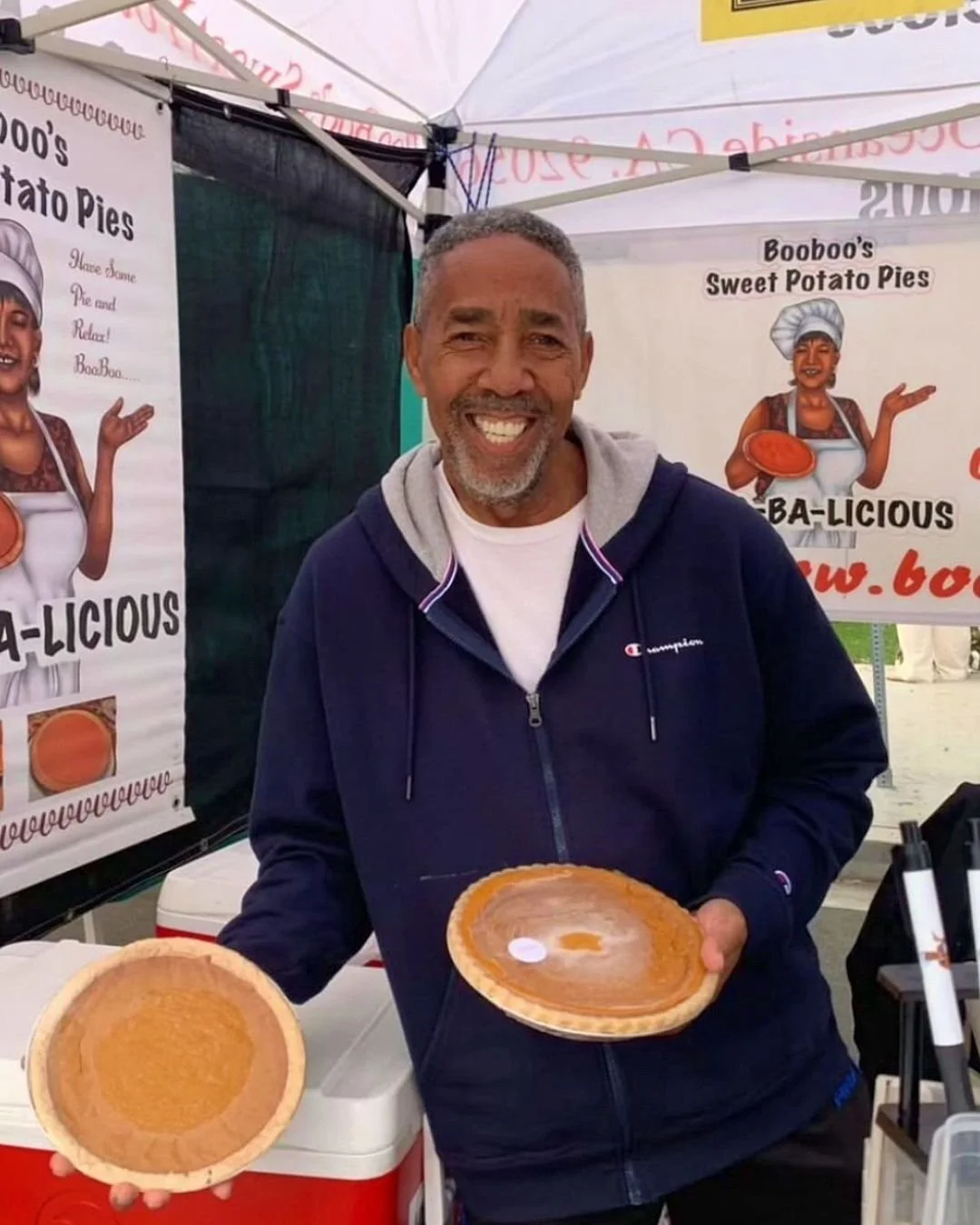 Set your alarms, tomorrow&rsquo;s market is ready to gobble up your Thanksgiving prep stress! 🦃 ✨ 

Grab everything you need for your big feast and don&rsquo;t forget your raffle cards&hellip; the Quarterly Raffle is officially stuffed with $700+ wo