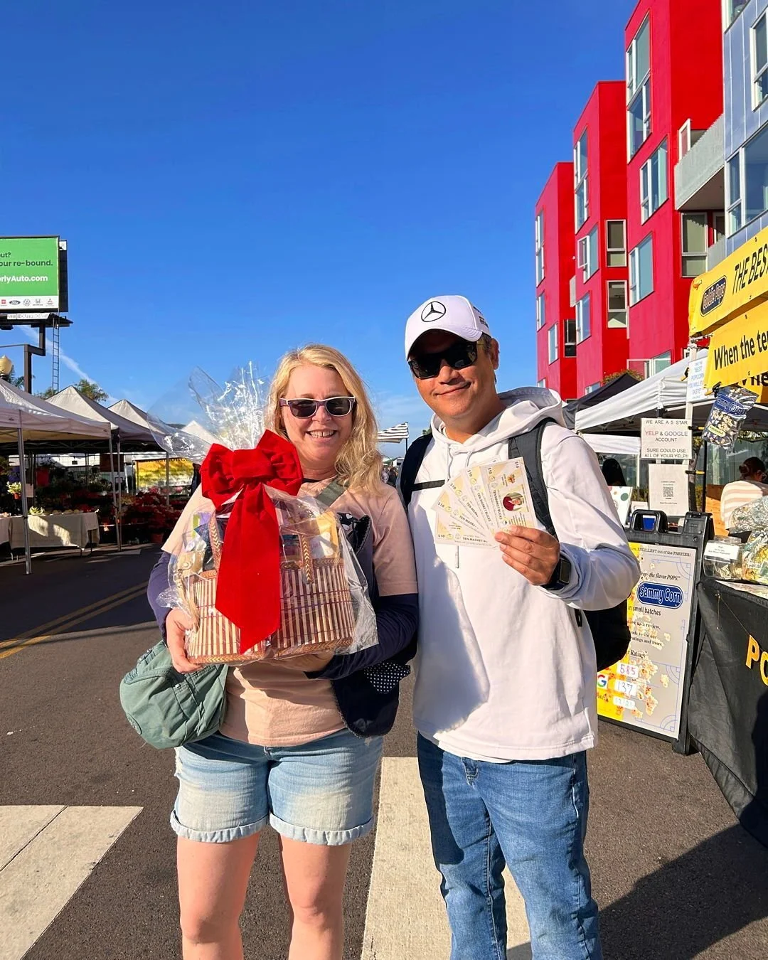 🎉✨ Let's hear it for our raffle winners! ✨🎉

Huge congrats to our HFM Quarterly Raffle winners &mdash; and the BIGGEST thank you to our incredible vendors for donating such epic goodies and gift certificates! 💛

Want in on the fun? Swing by the In