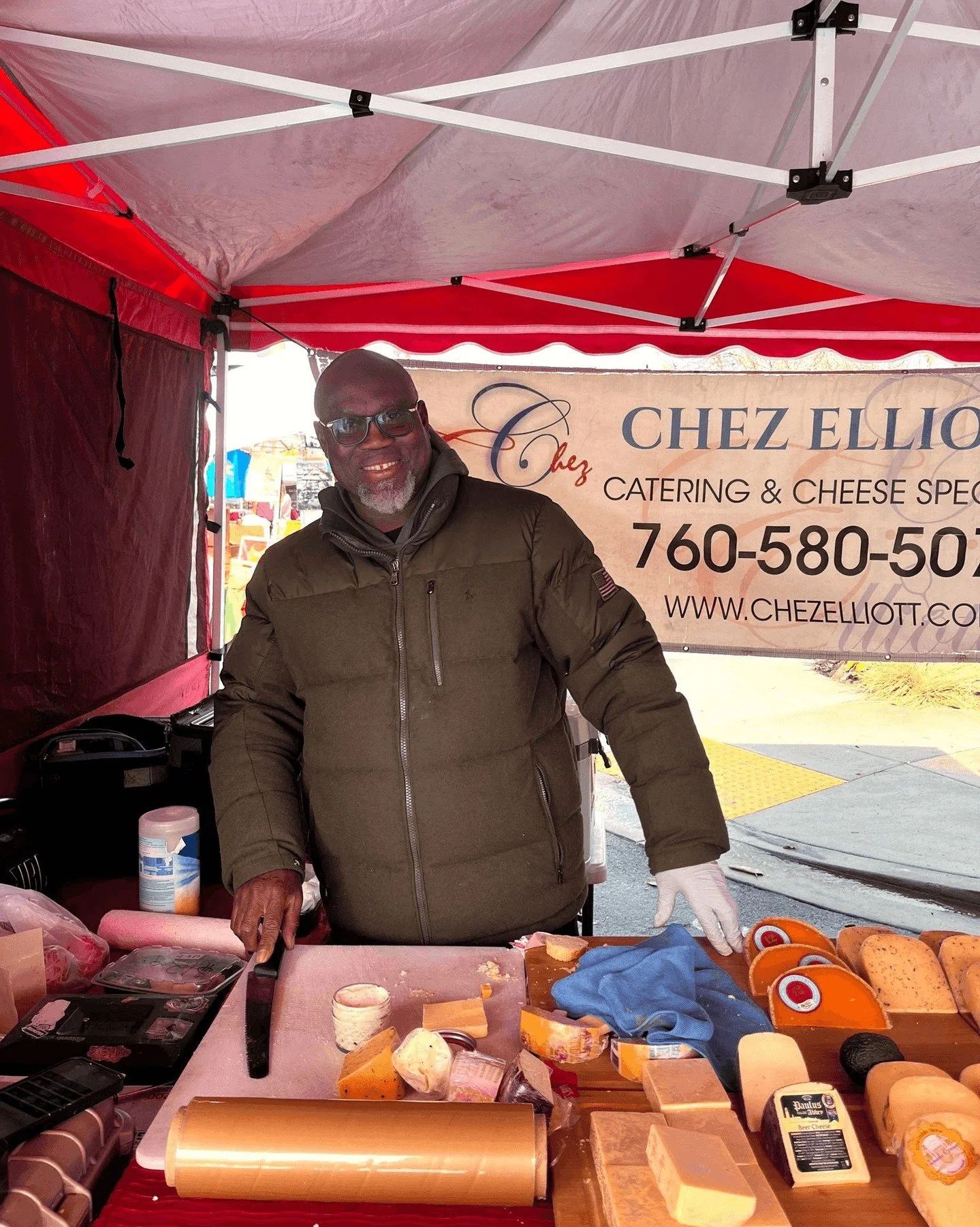 The forecast for tomorrow's market? Gouda vibes only 🧀 

The weather will be brie-lliant, so grab your tote and head to the Hillcrest Farmers Market from 9 AM - 2 PM on University Ave 😌 ☀️