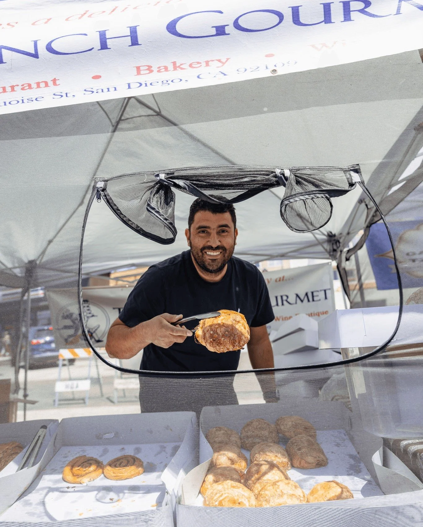 IT&rsquo;S GAME DAY, HILLCREST 💥🏈

Before kickoff&hellip; come SCORE big at the Hillcrest Farmers Market 🏆🥐🥑 

📍 Open TODAY | 9AM&ndash;2PM | University Ave

#hillcrestfarmersmarket