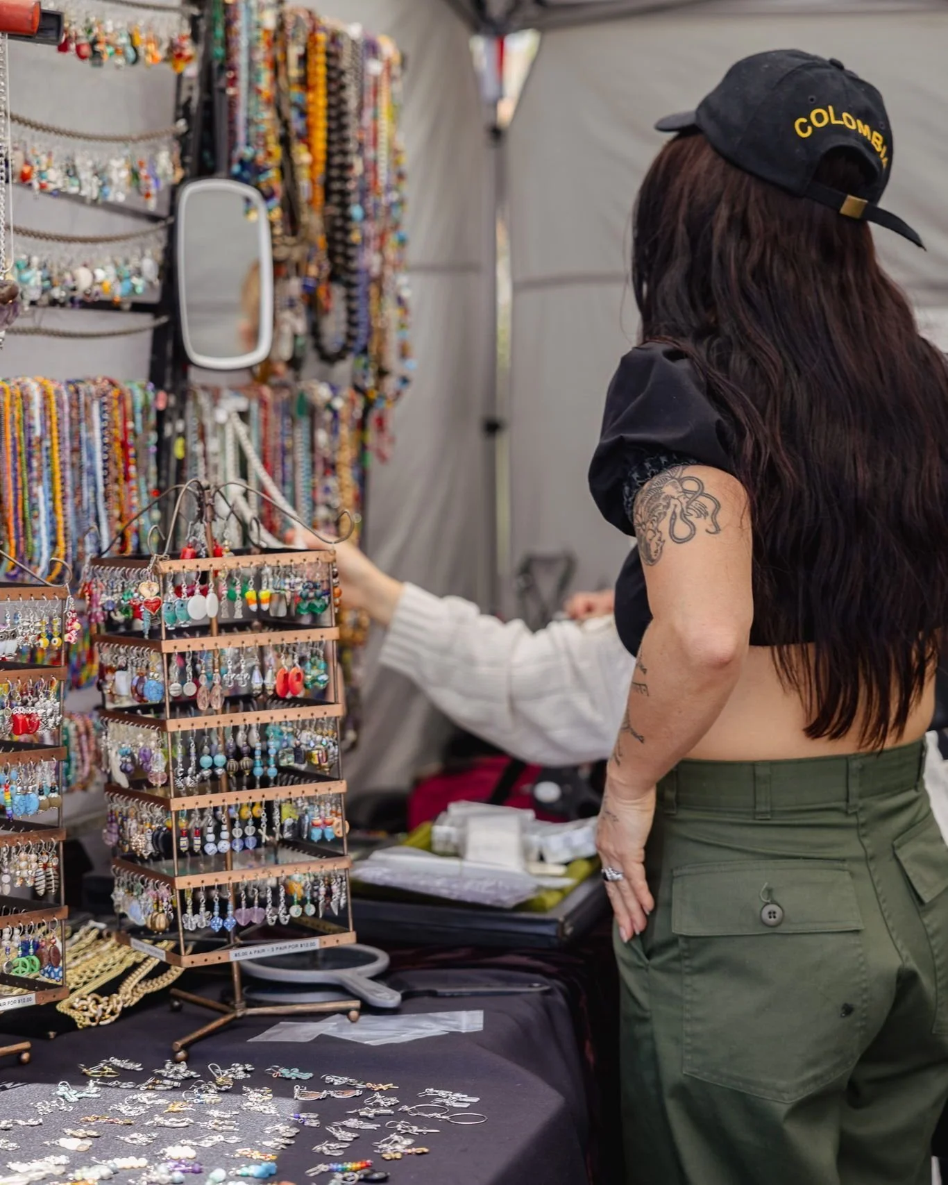 Mother&rsquo;s Day plans? We know a place😏 

Spoil mom at the market tomorrow! 

Build the perfect market day for mom, here's some ideas to start ✨️ : 

☕ Coffee from @coronadobeachcoffee, @originalsaigoncoffee, @wipeoutcoffee or @7seasroasting 
🥐 