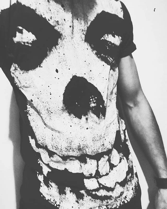 Tis the season! Gimme chilly nights, #horrormovies, all the #fall food, and, of course, @officialmisfits 
#punk #metal #music #misfits #danzig #blackandwhite #halloween #punkrock #horror #crimsonghost #skull #rocknroll #punkrocksavedmylife #fashions 
