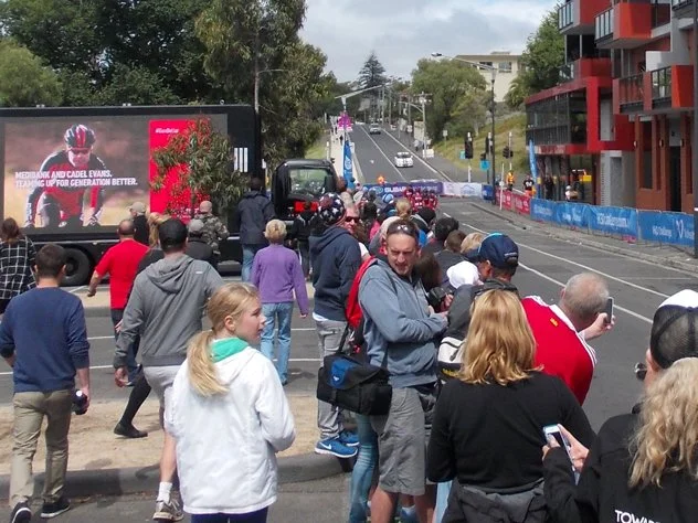 Medibank-Digital-Mobile-Billboard-Trucks.jpg