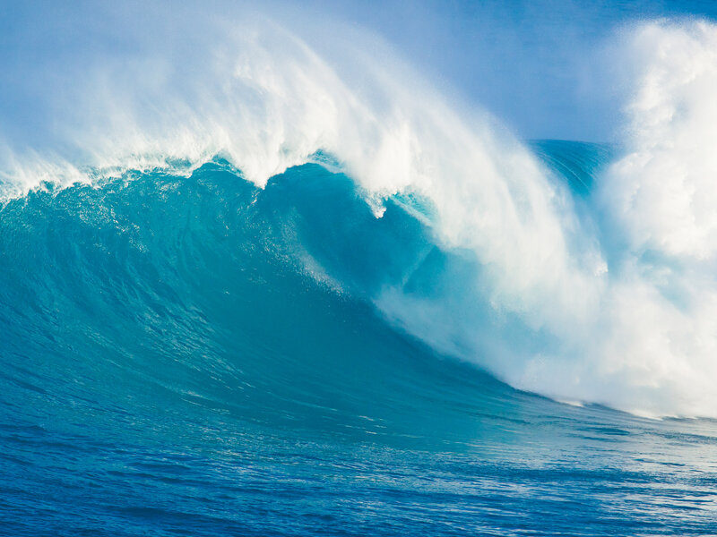 50-60 feet (18m) waves at JAWS