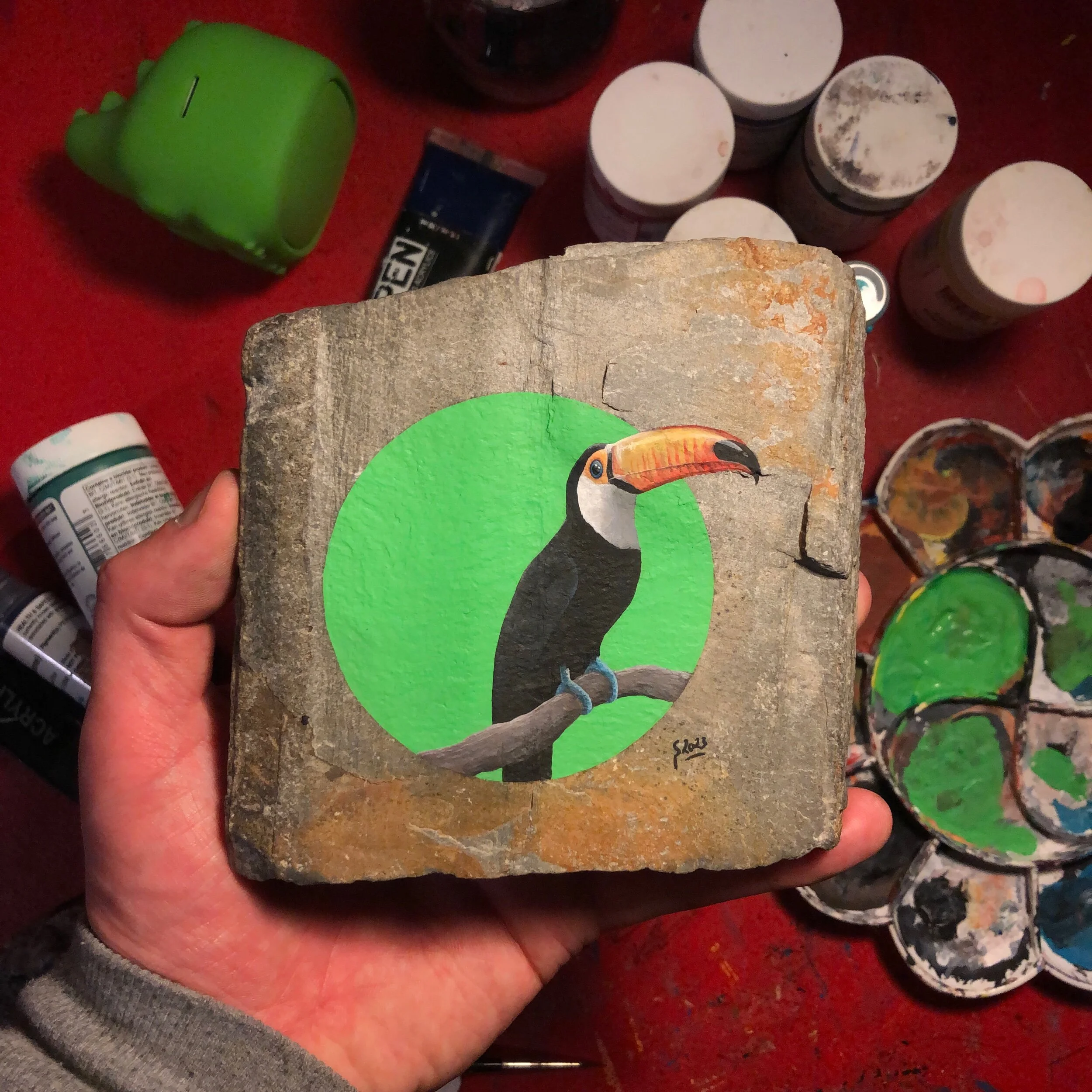 E175B9DC-B8A4-4838-8527-CD0EDAD88E97