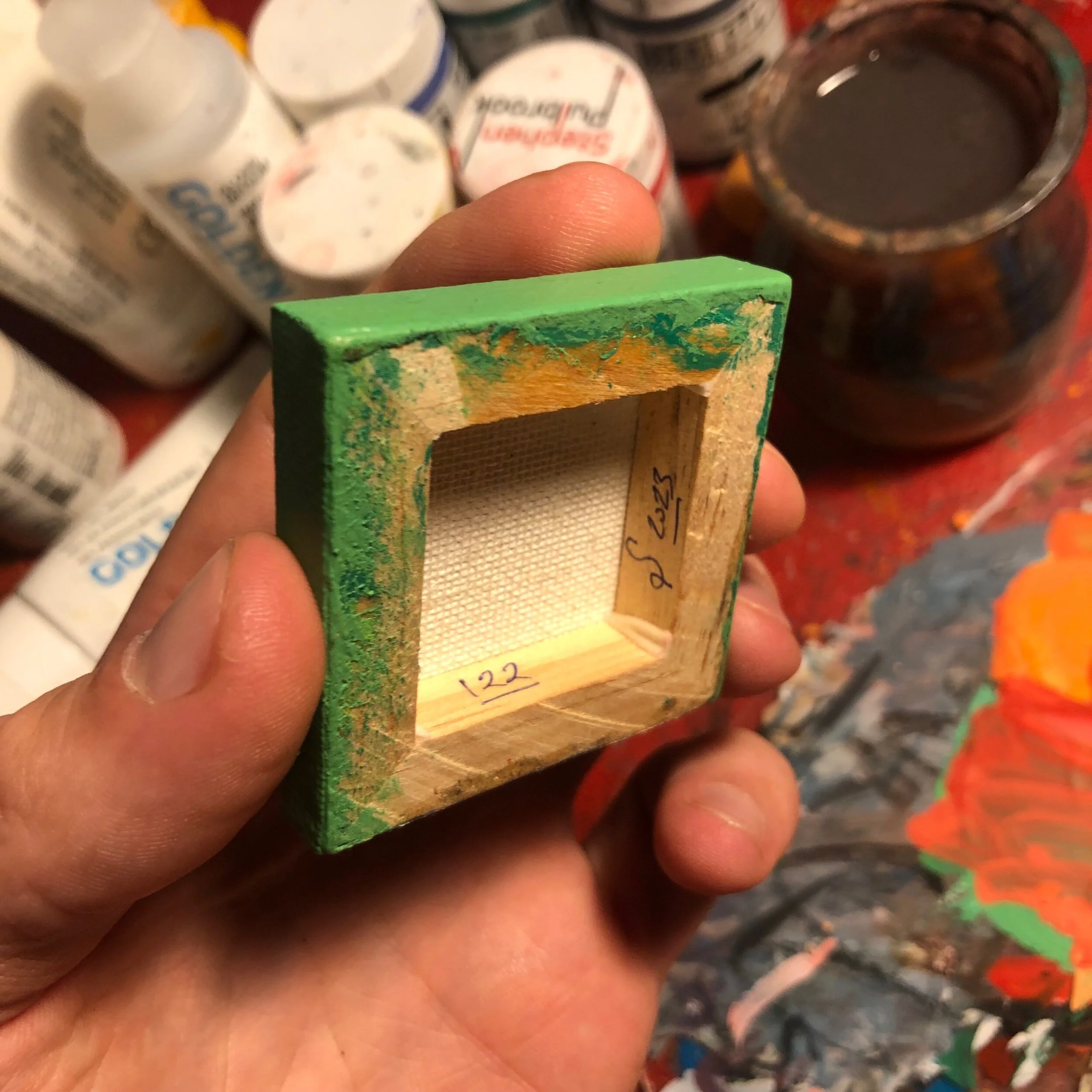 AA436850-151F-43A0-815A-D5B6CC007119