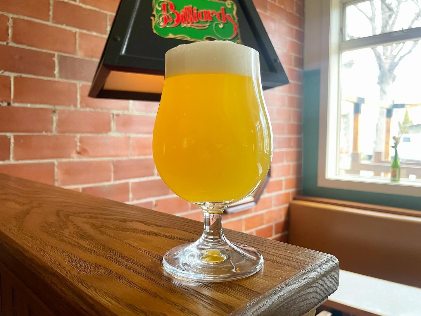 Ohh yeah! Juicy, sour Mango Gose from @burdockbrewery is on tap now. Maximum refreshement guaranteed!🧂🥭✨

Look out for more new arrivals from Burdock this weekend! 🍻