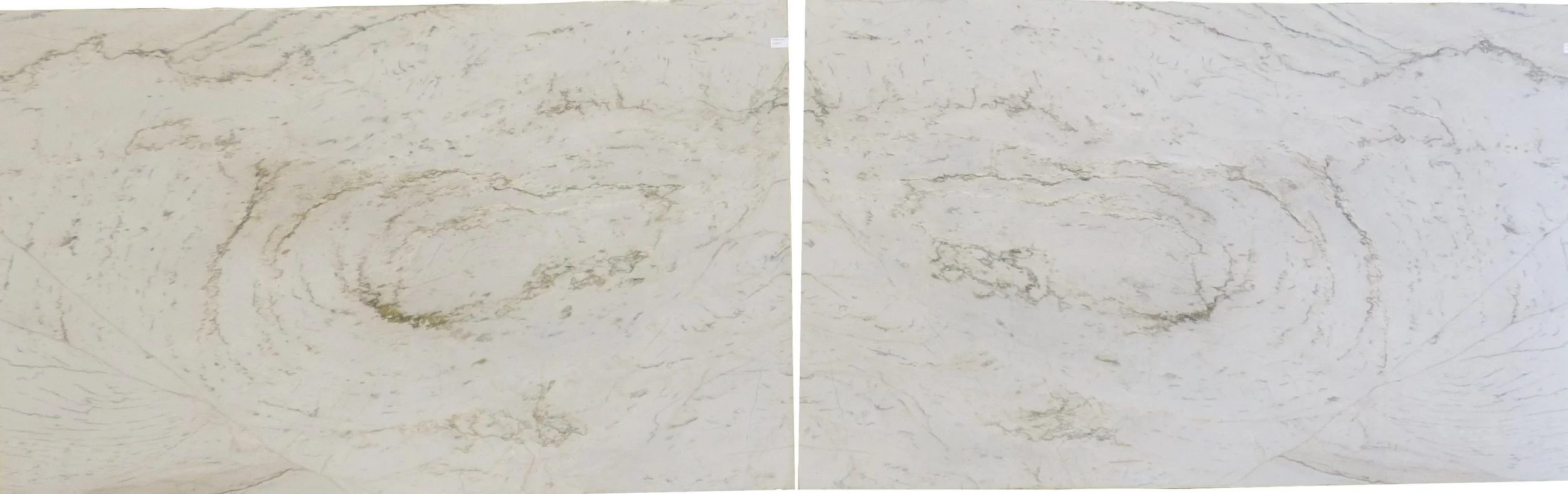 Bookmatched+-+Calacatta+Quartz+20mm+polished+CQ0322.cropped.jpg
