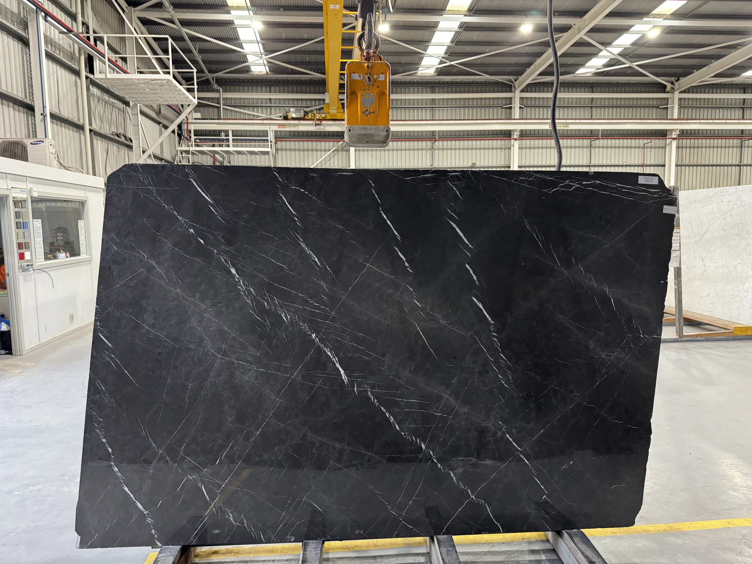 Pietra Grigia slab b