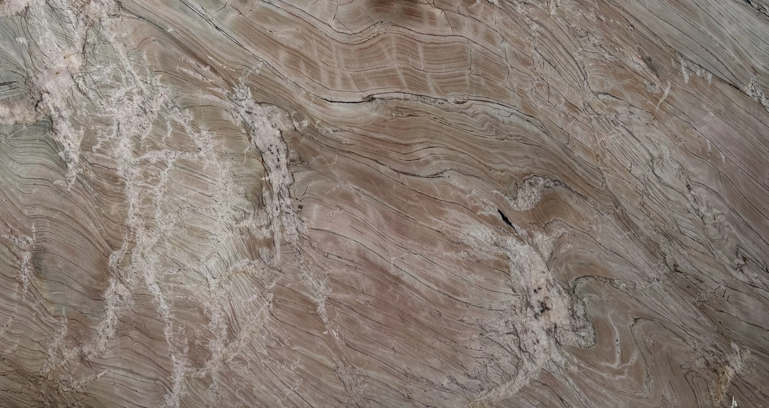 Slab - Oasis Maestro 20mm polished quartzite 3360x1930.cropped.jpeg