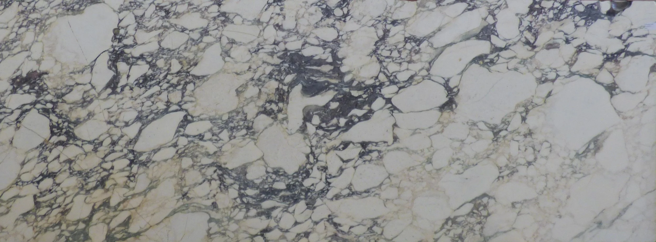 A slab of Calacatta Viola CV0125 20mm honed