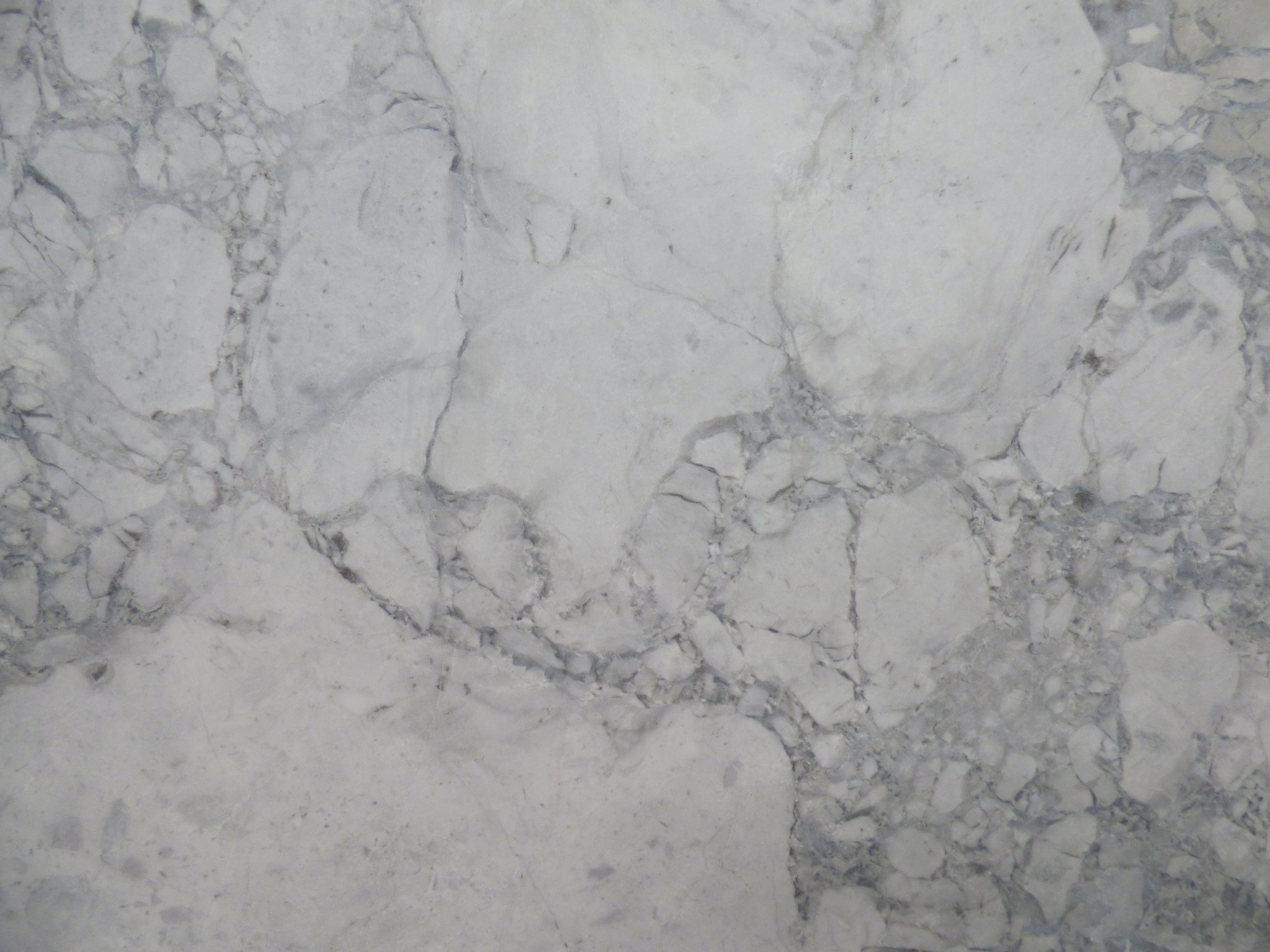 Close up Super White SW0625 20mm honed