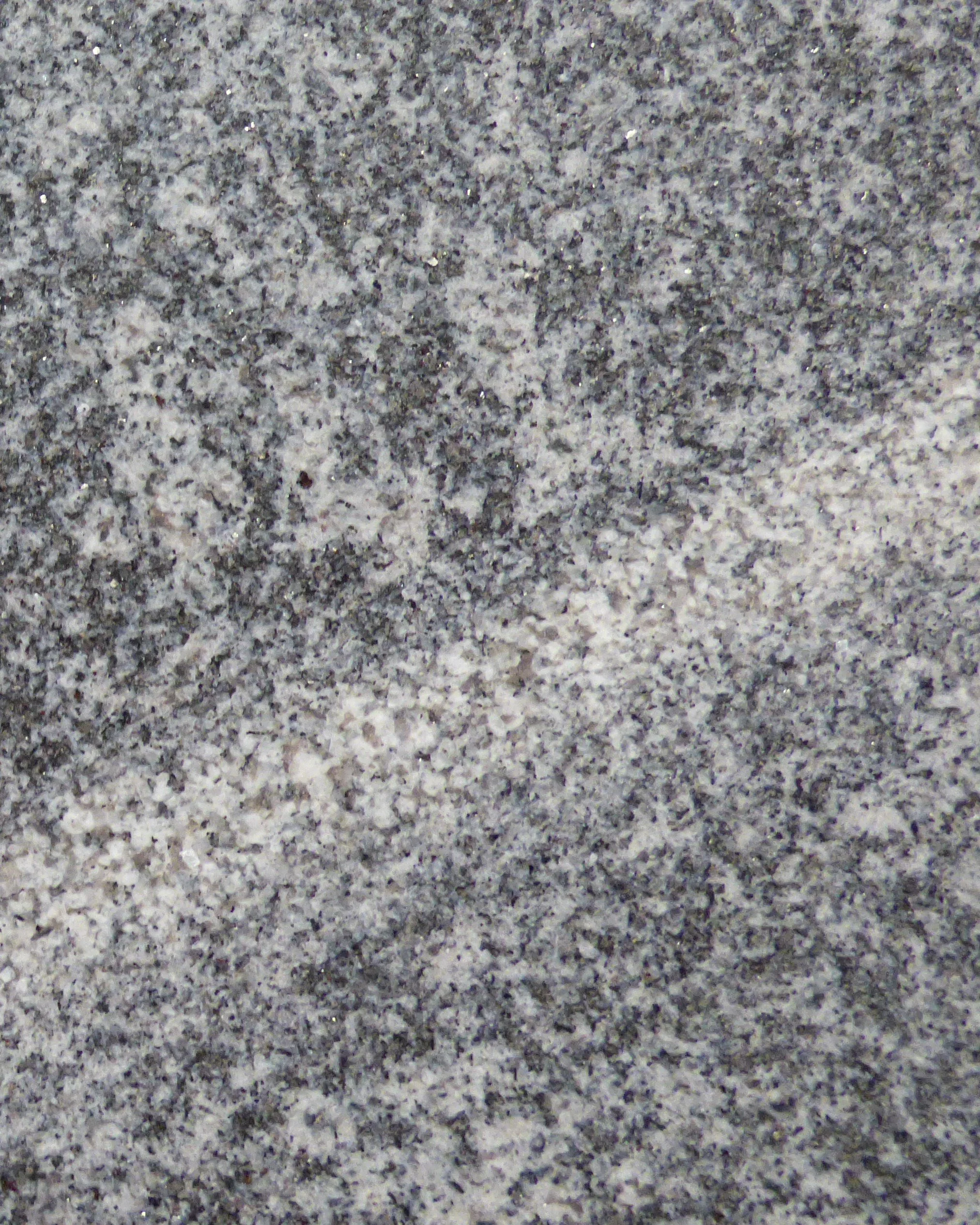 Close up of Silver Grey 20mm honed &amp; leathered SG-0625