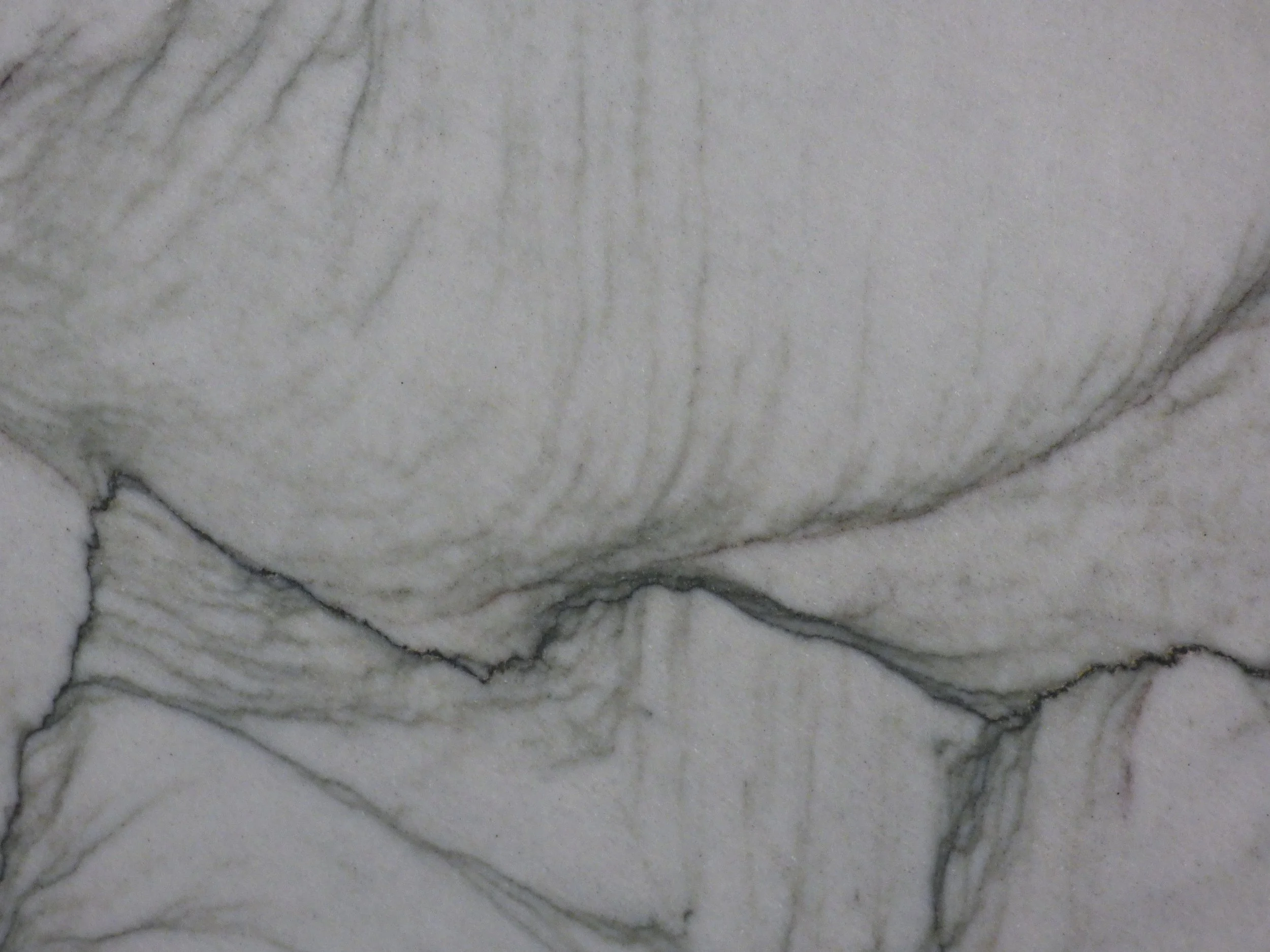 Close up Opus White 20mm polished OW-0624