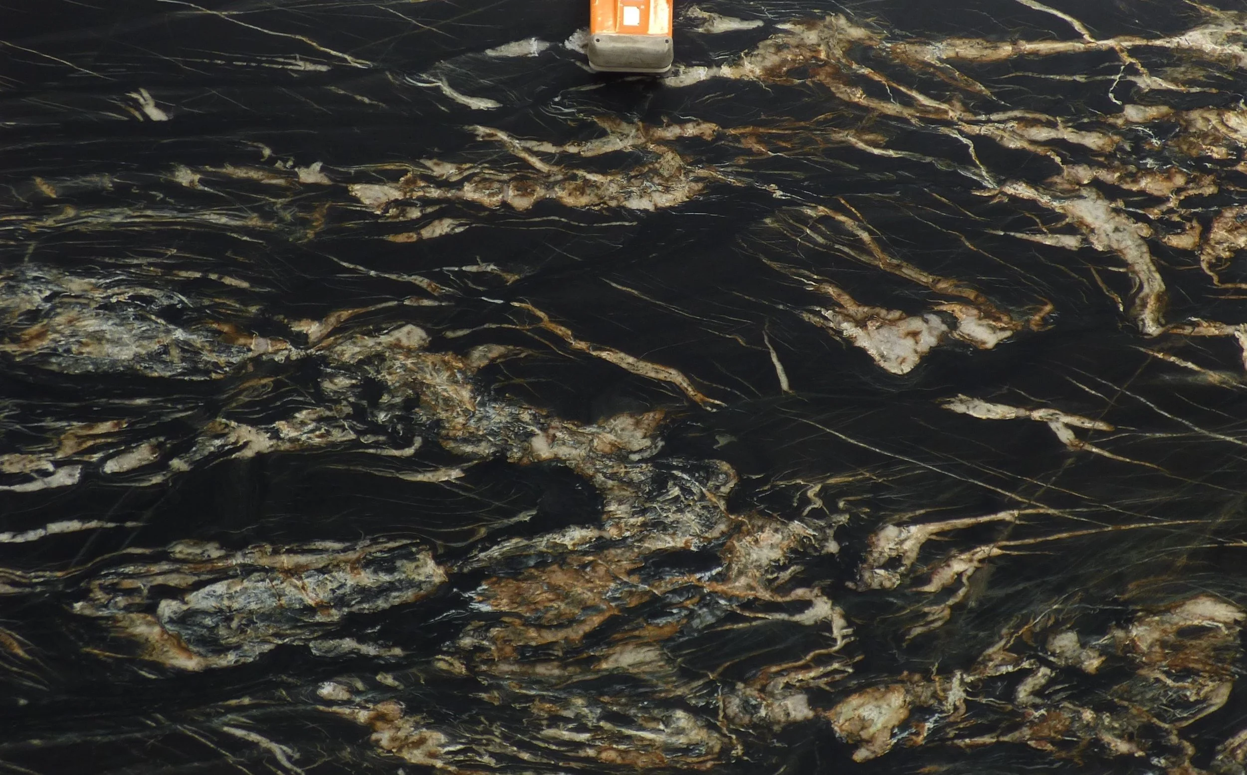 A slab of Belvedere 20mm leathered BG-1125