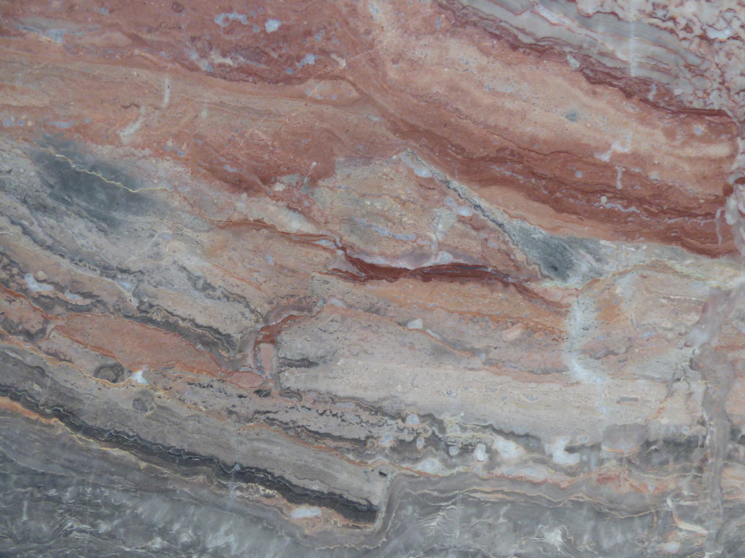 Close up Rosso Trentino honed 20mm RT-0226