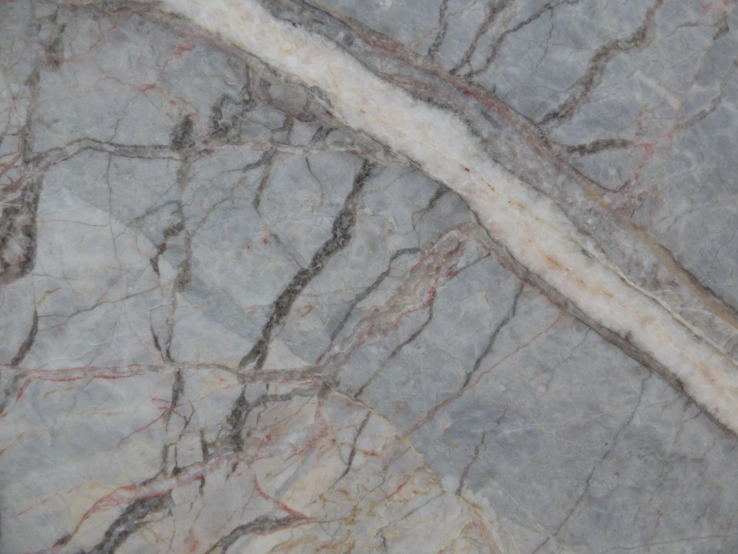 Close up of Fior Di Pesco 20mm FDP-0226