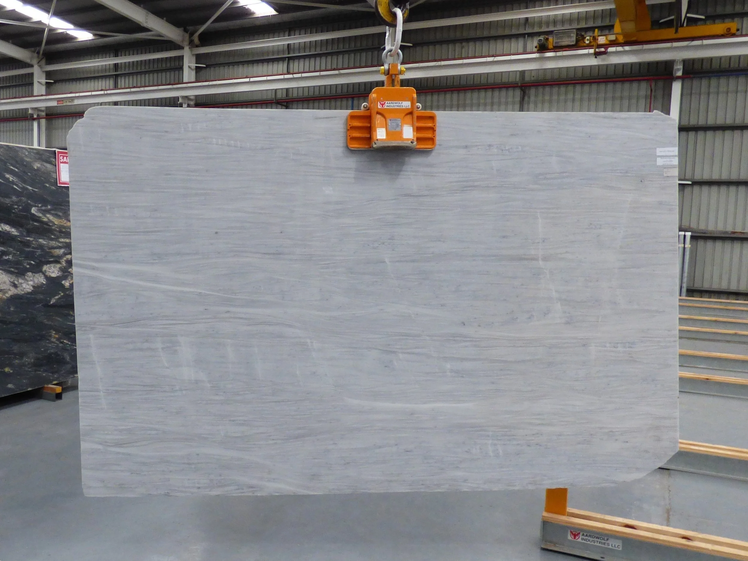 Slab - Vermion White 20mm VW-1216 polished 2026.JPG