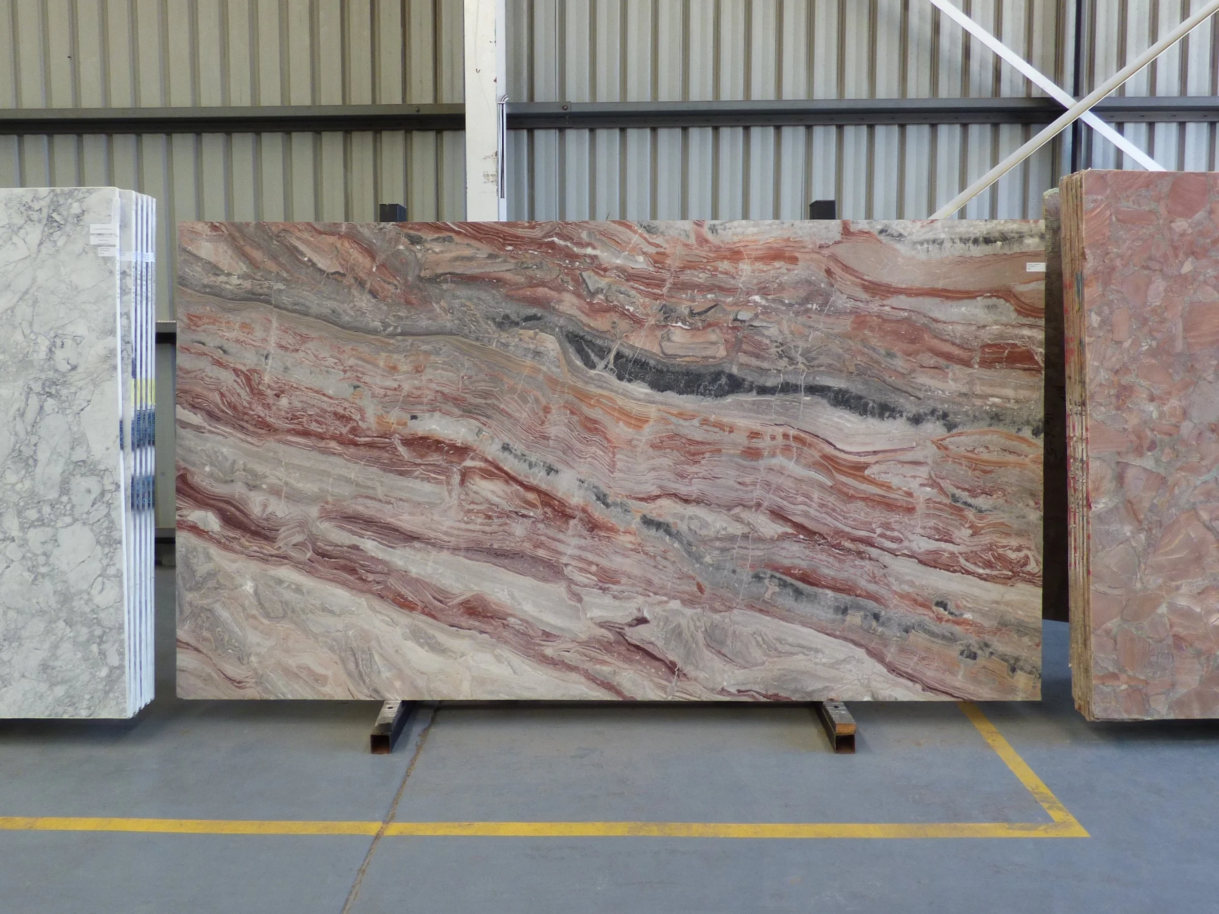 Slab - Rosso Trentino RT-0226 honed marble A .JPG