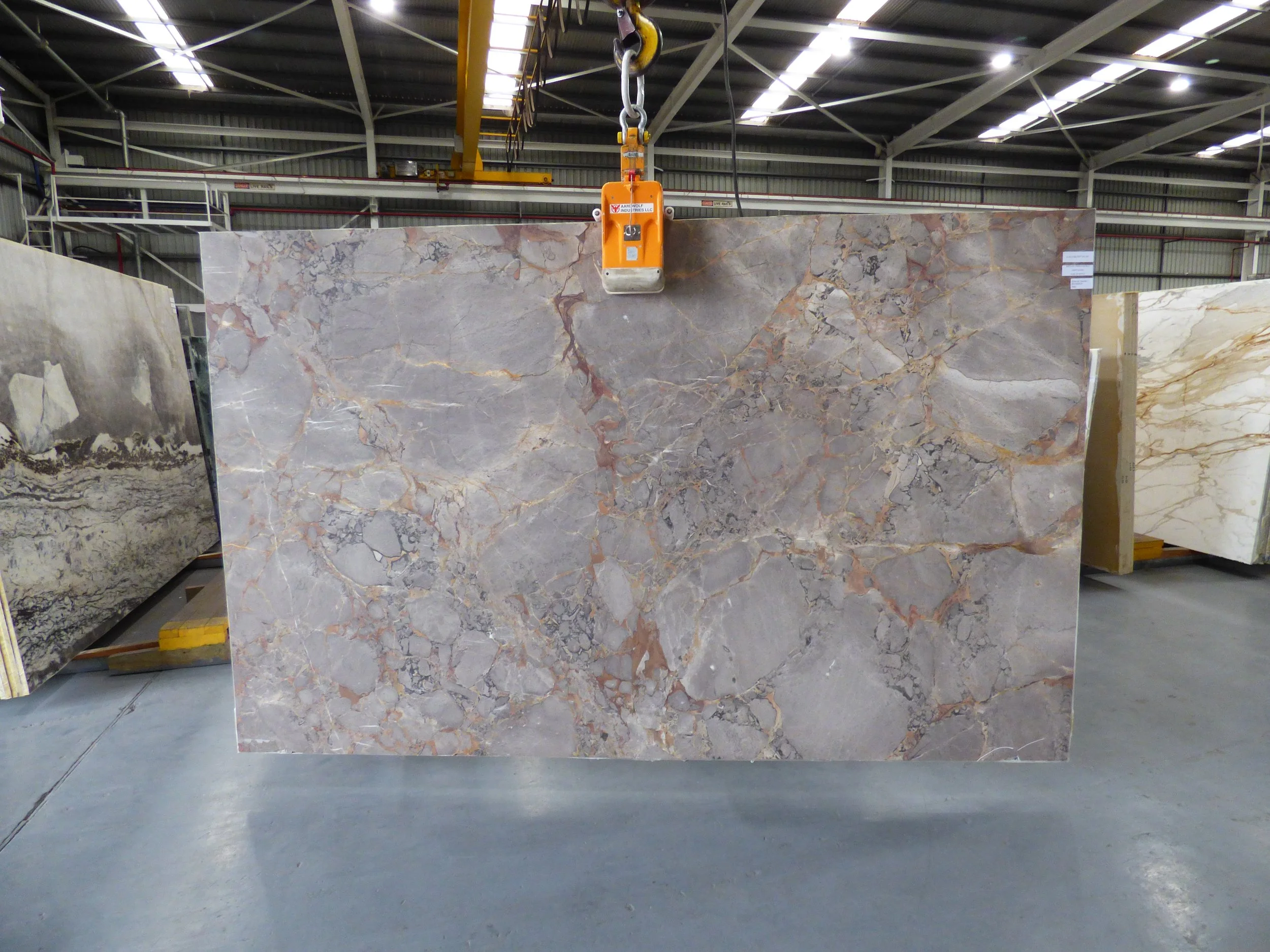 Slab - Marble -Breccia Versilia honed BV-0925.JPG