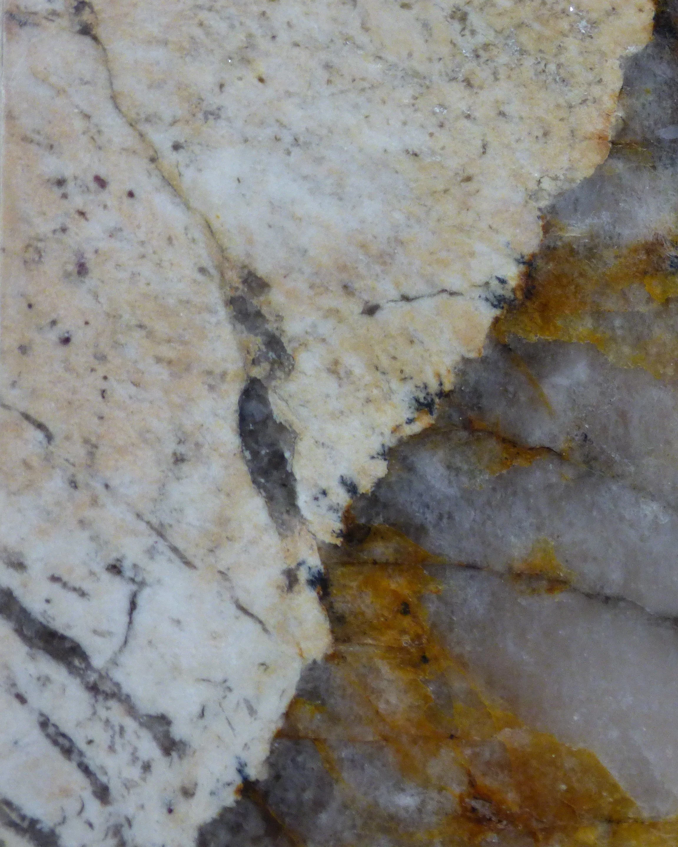 Quartzite - Gold Patagonia GP-0826.L.JPG