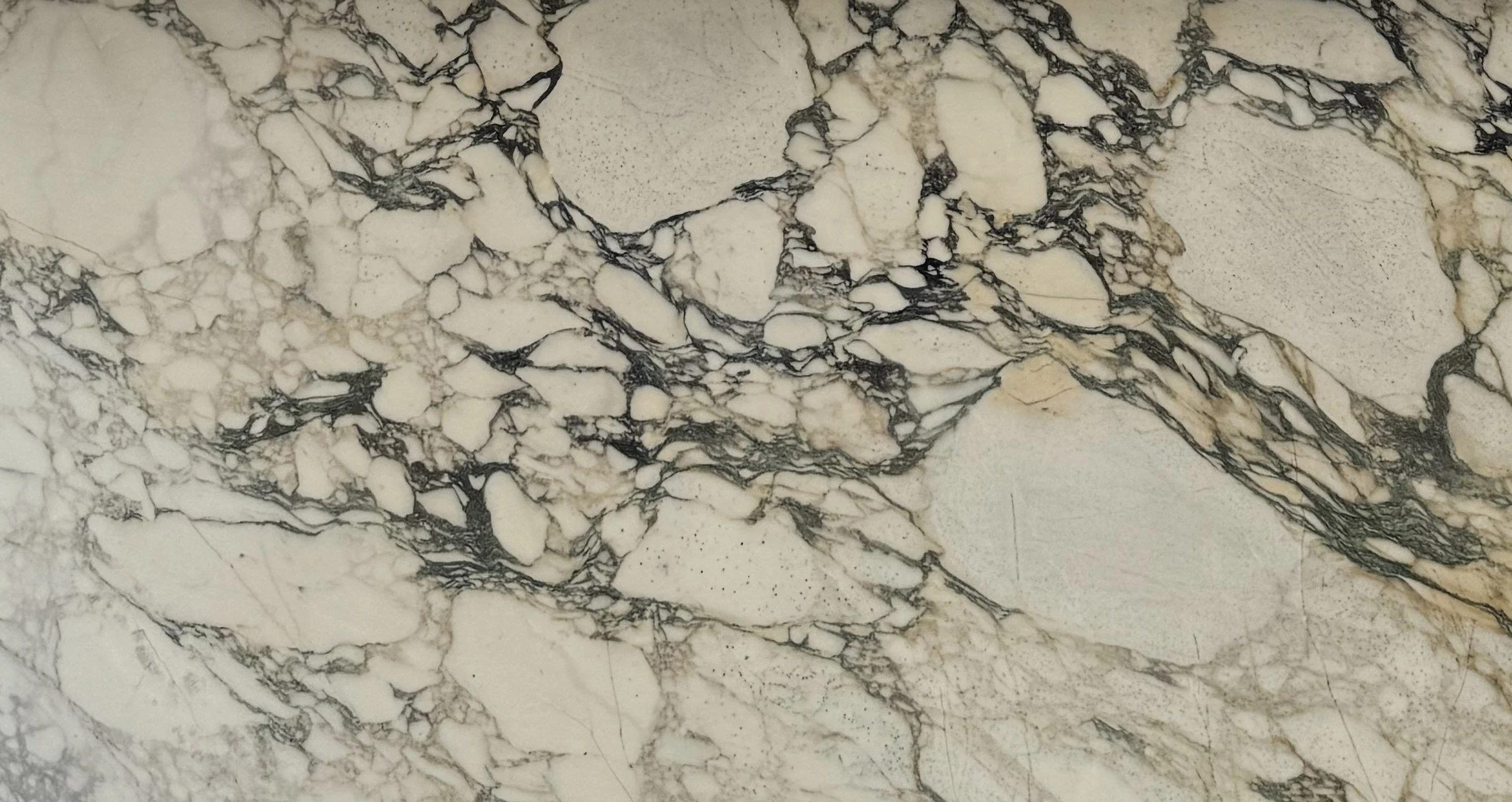 Calacatta Viola - Honed - 3350x1120x20