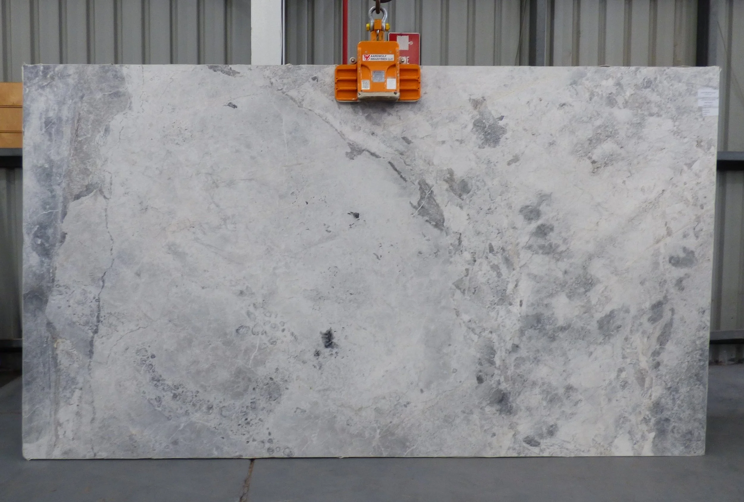 Slab - Monterosa Dolomite M-0425.b..JPG