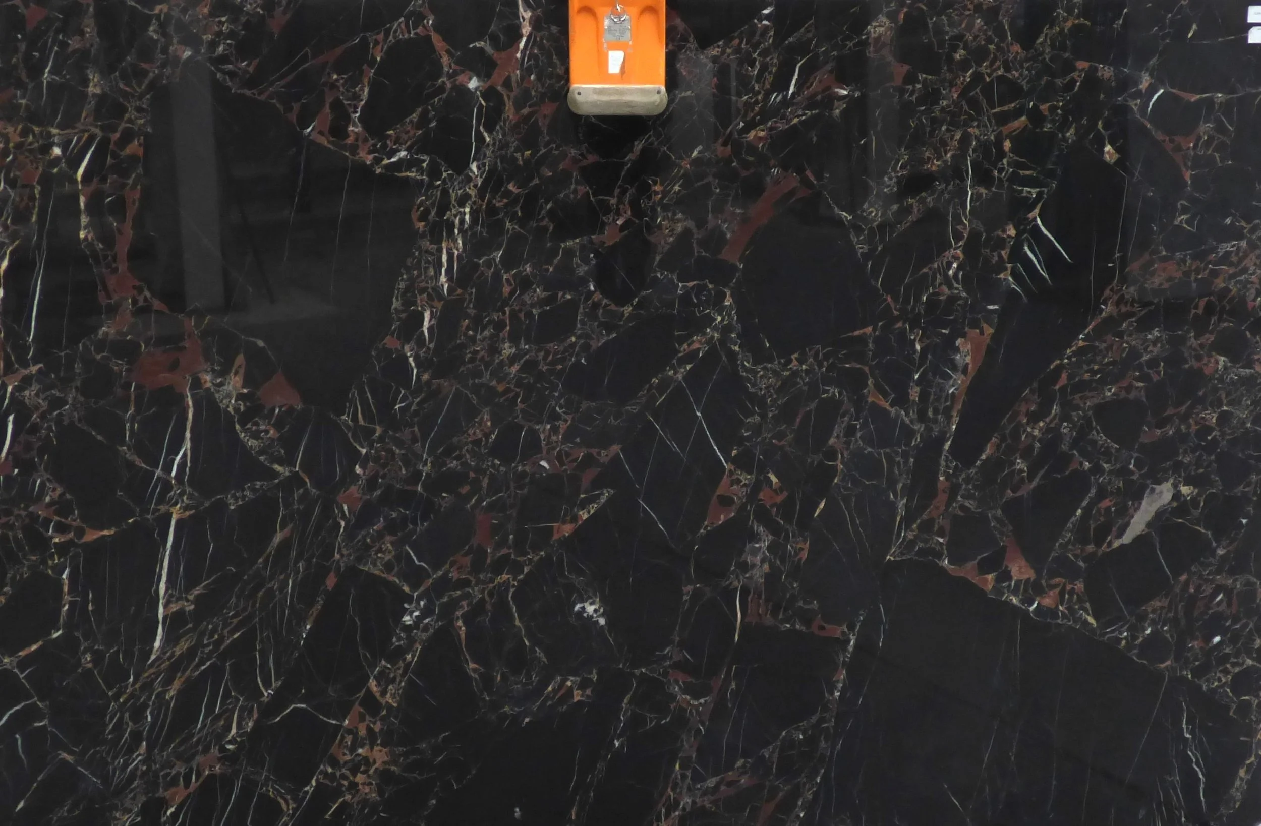 Slab - Antique Noir AN-1116 20mm polished.1.cropped.JPG