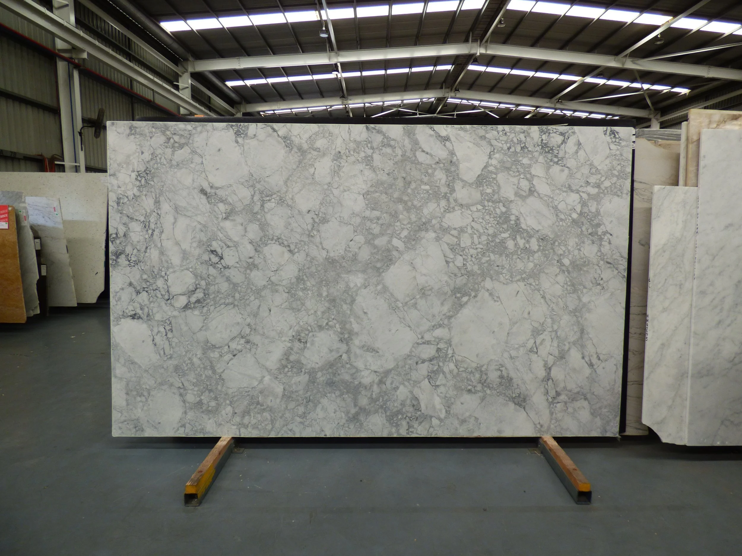 Slab - Super White SW0625.JPG