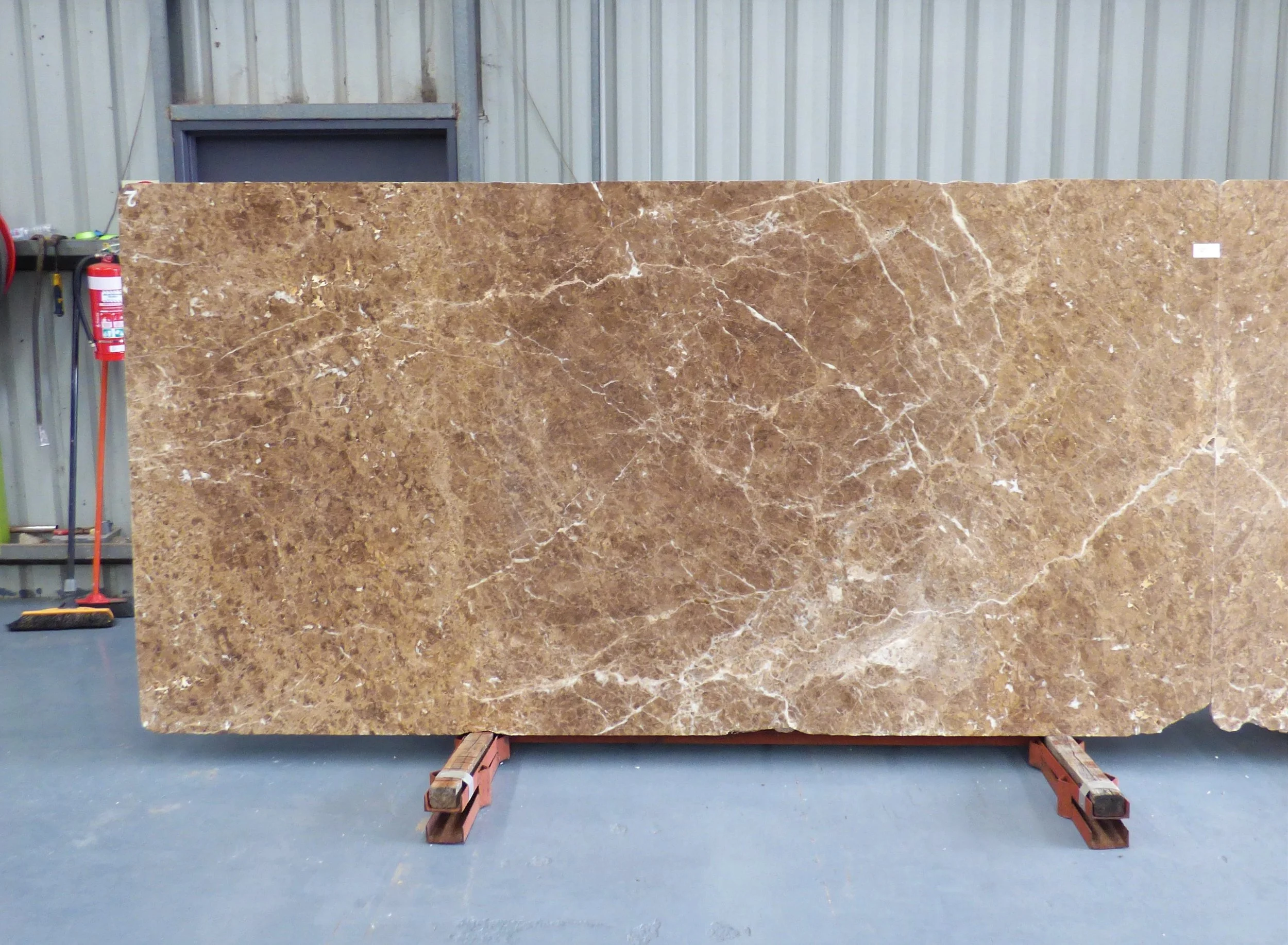 Emperador Light slab b