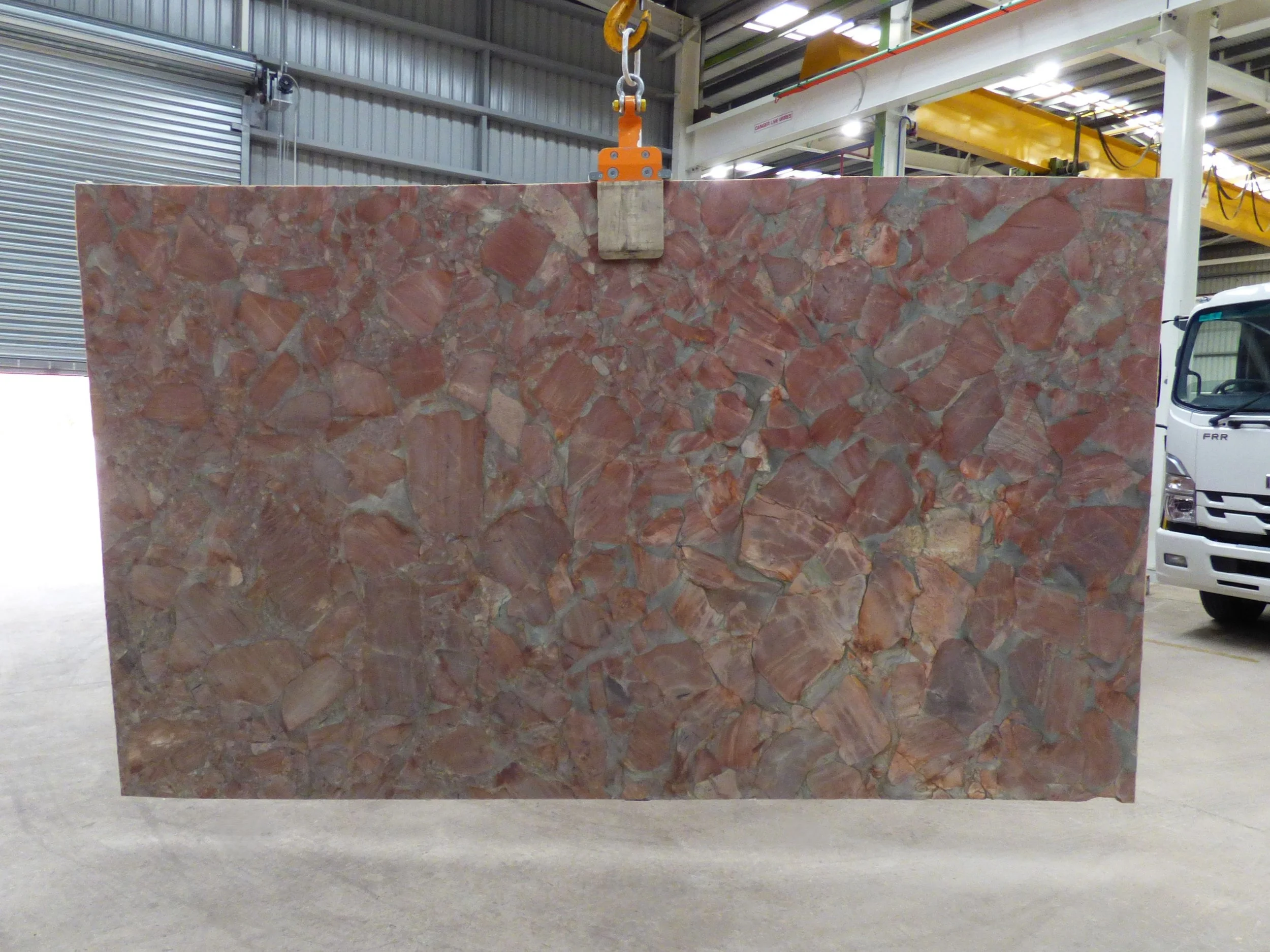 Slab - Rubine R-0226 ..JPG