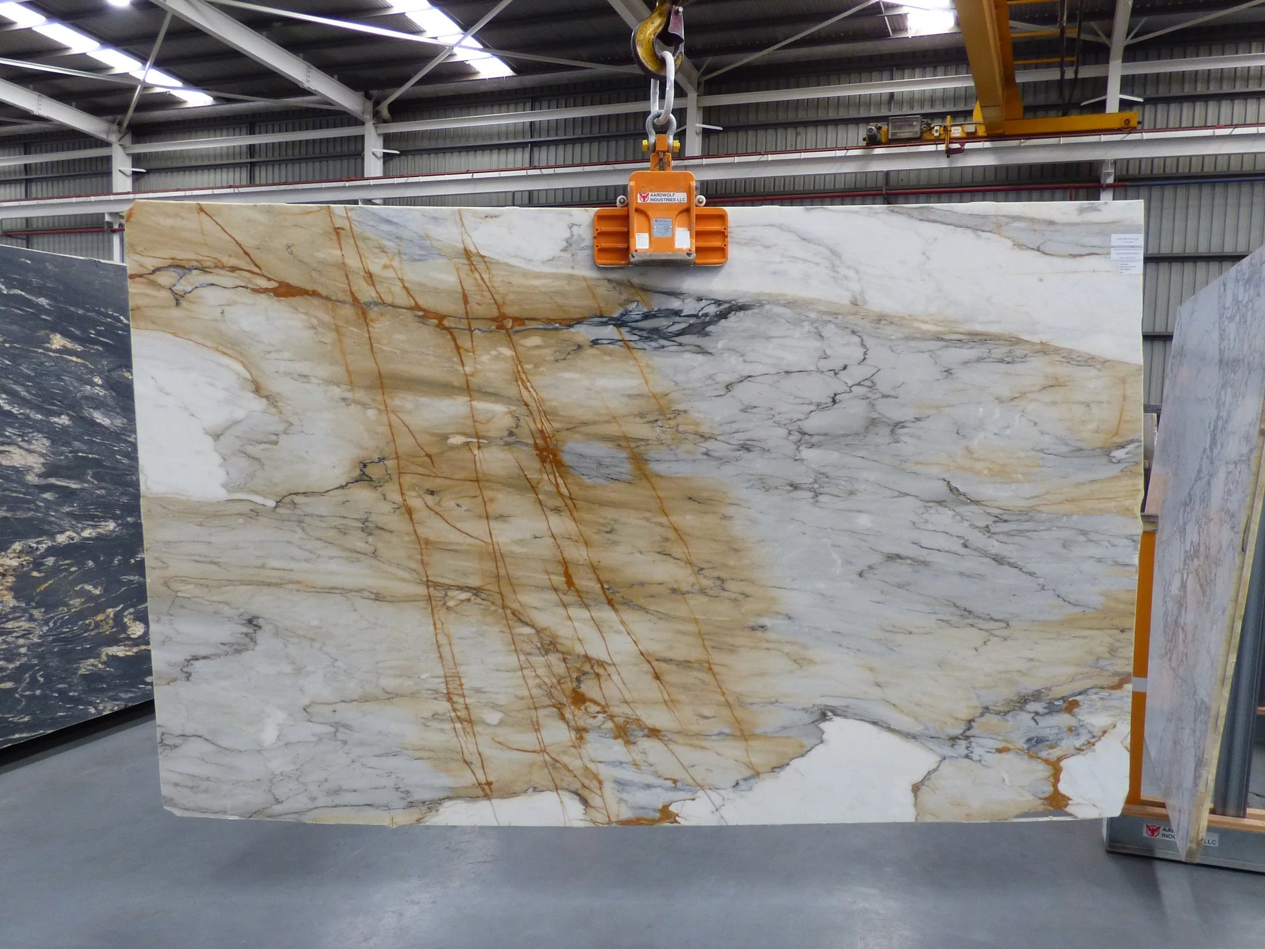 Slab - Calacatta Macchia Vechia 20mm H&P CMV-0925 july26.JPG