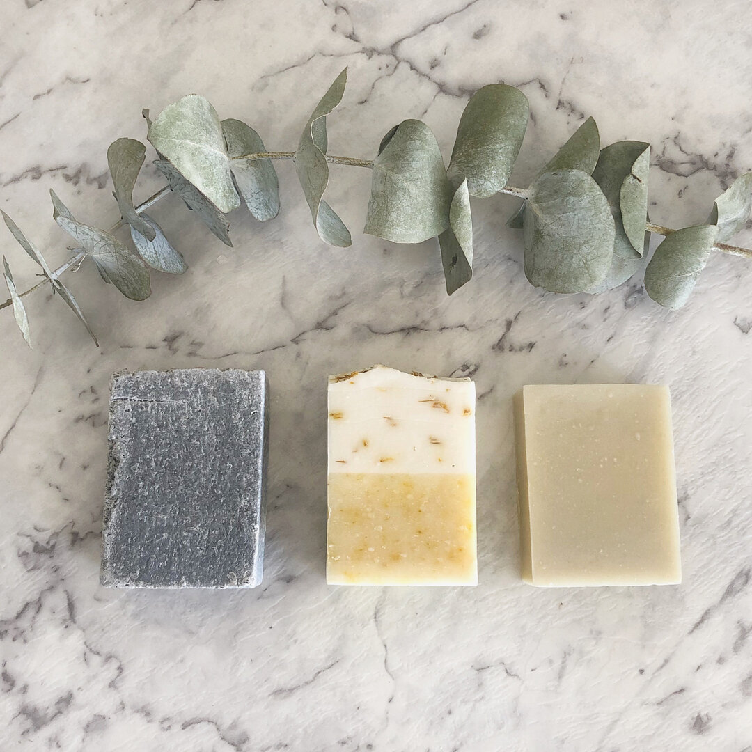 This is one of our Australian made, natural soap gift sets that includes a Pink Salt and Charcoal Scrub Bar, a Calming Chamomile Nourishing Bar and a Citrus Escape Coconut Body Bar. ⠀⠀⠀⠀⠀⠀⠀⠀⠀
⠀⠀⠀⠀⠀⠀⠀⠀⠀
This bundle makes a beautiful gift to pamper som