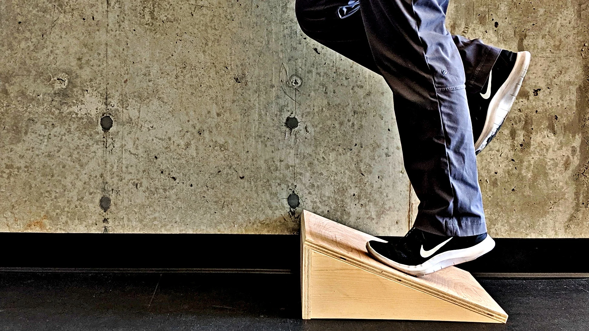Isometric Contractions for Tendinopathy