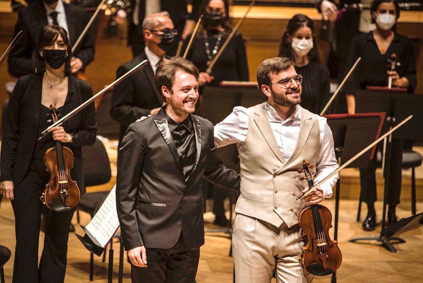 Last week's mozart with my friend @alessandrobonato 🤍
Thank you @ipomeriggimusicali_official 

#music #violin #mozart #elegance #concert #milano #orchestra