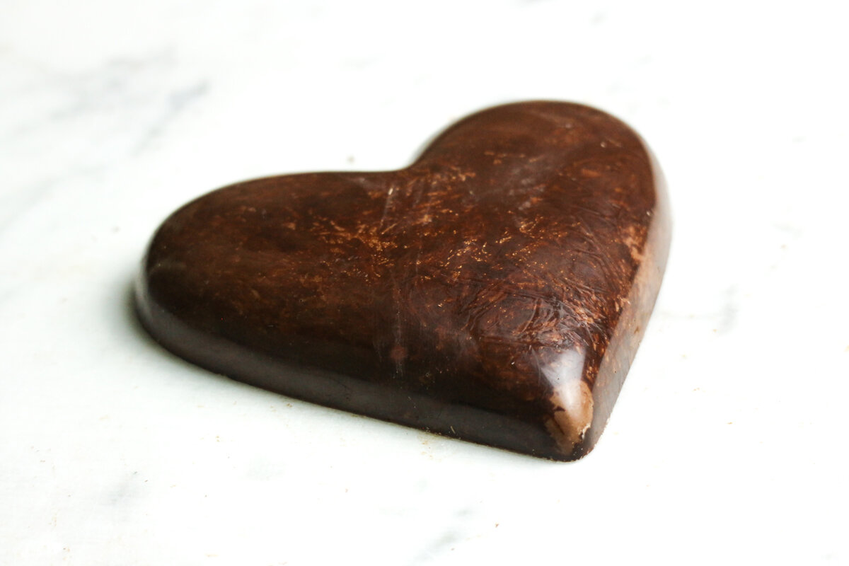 Birdgate-Chocolatiers-Heart-Milk-Chocolate-1.jpg