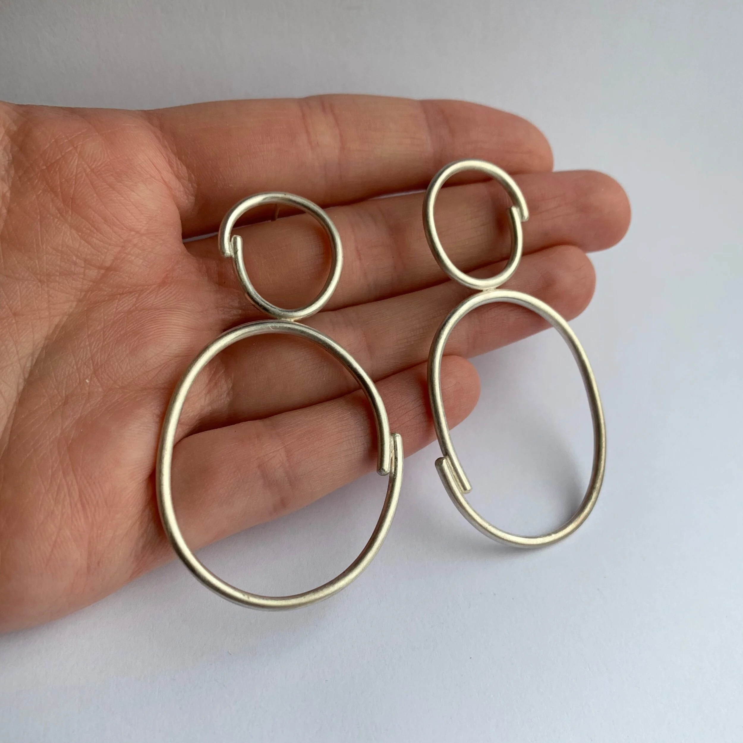 76BC7970-017C-4016-8874-C447C6897BF7