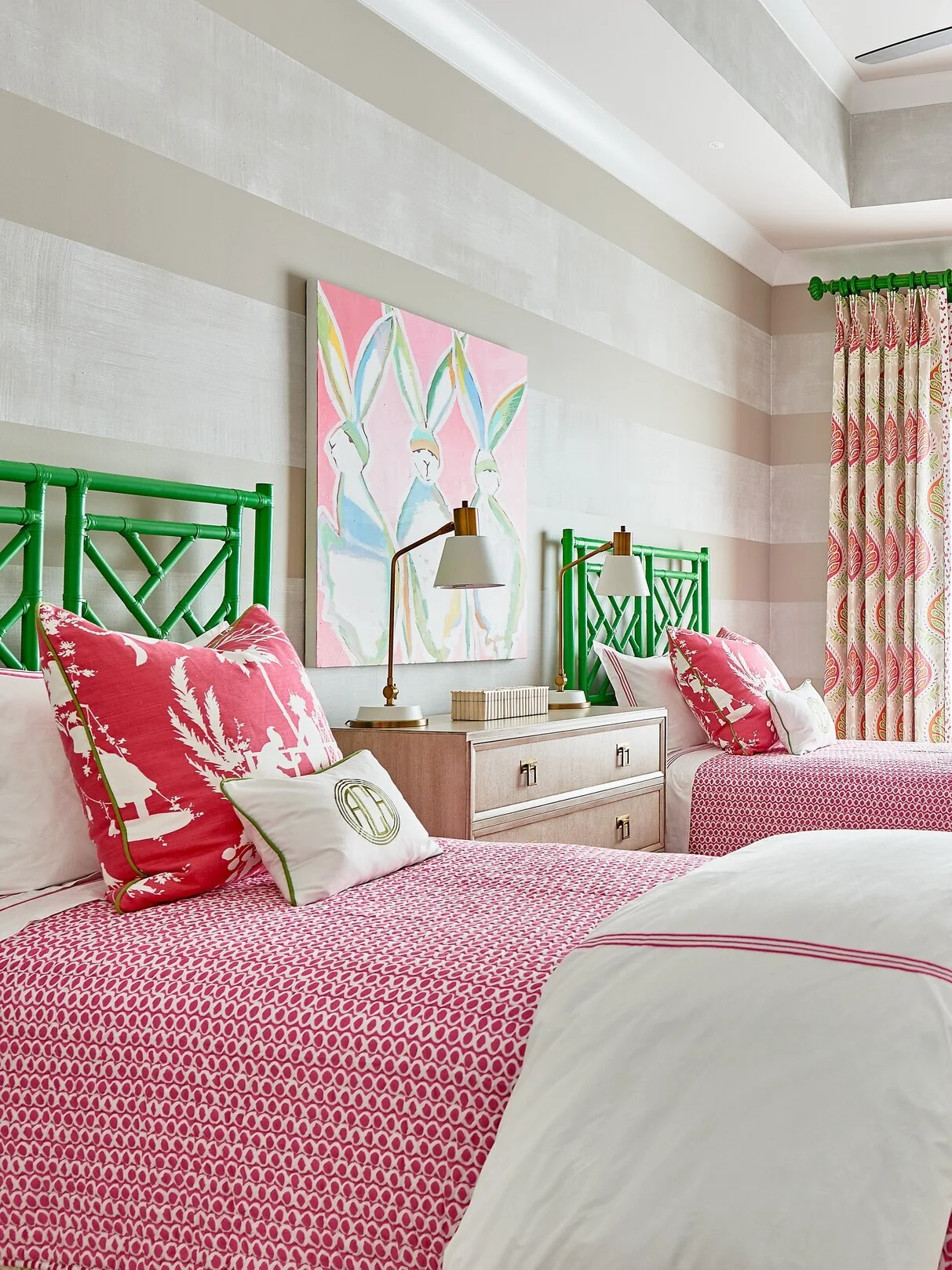 Bedroom Design Ideas - Visiting with the Twins
