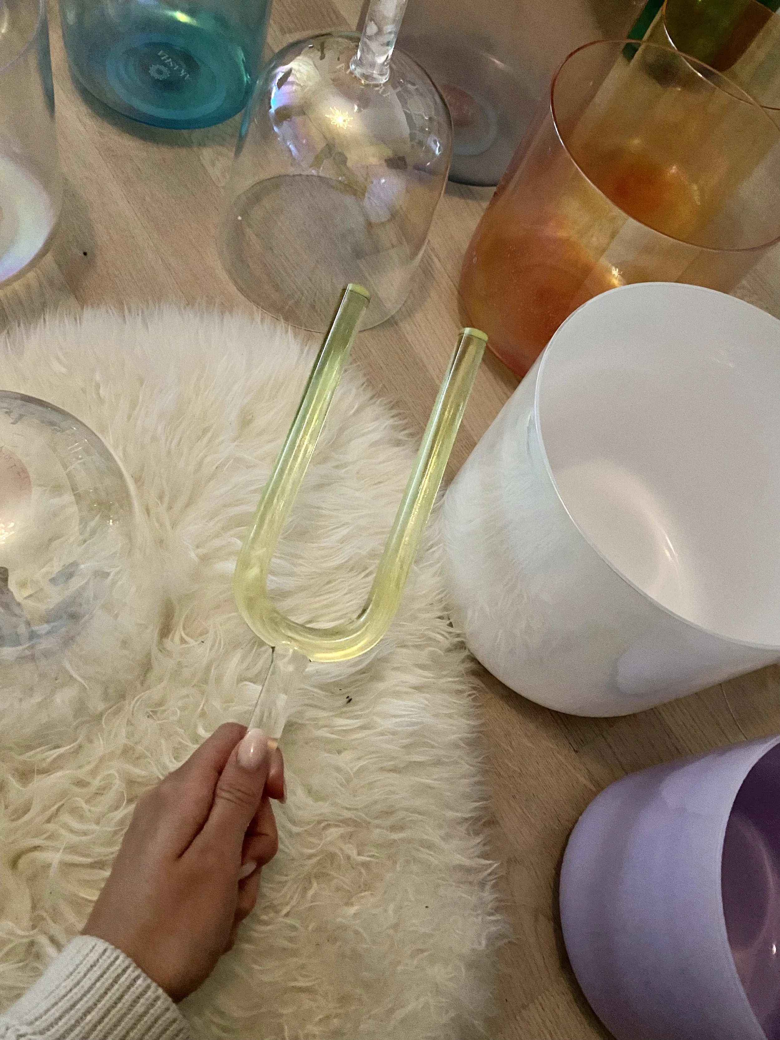Crystal-Quartz Tuning Fork