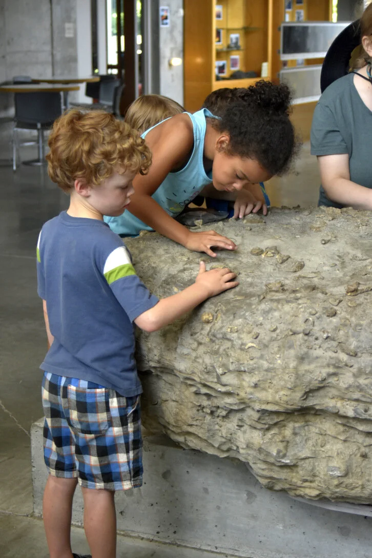 campersonfossilrock.jpg