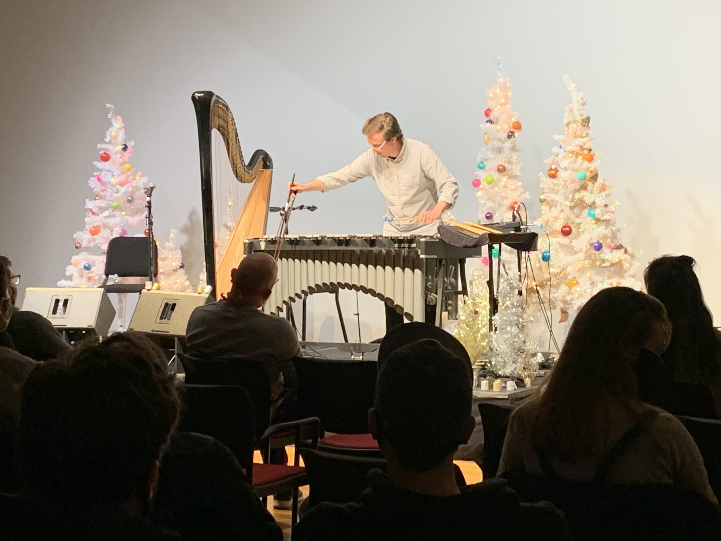 03_Jackson_Graham_12.11.2021_Lied_Center_photo_by_Paul_DeGeorge.jpeg