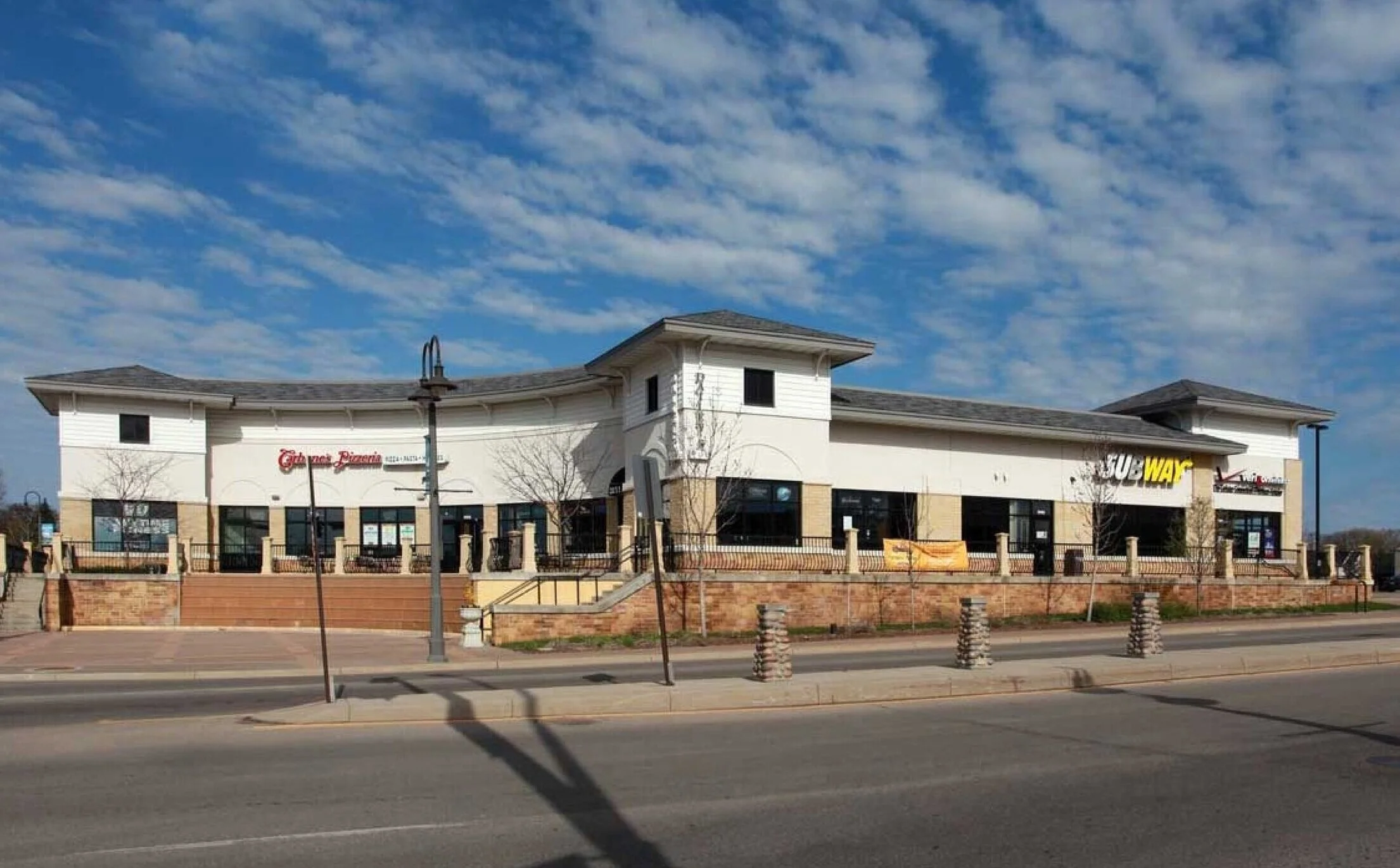 Atlas Commercial Real Estate for Lease Mound, MN Mound Marketplace