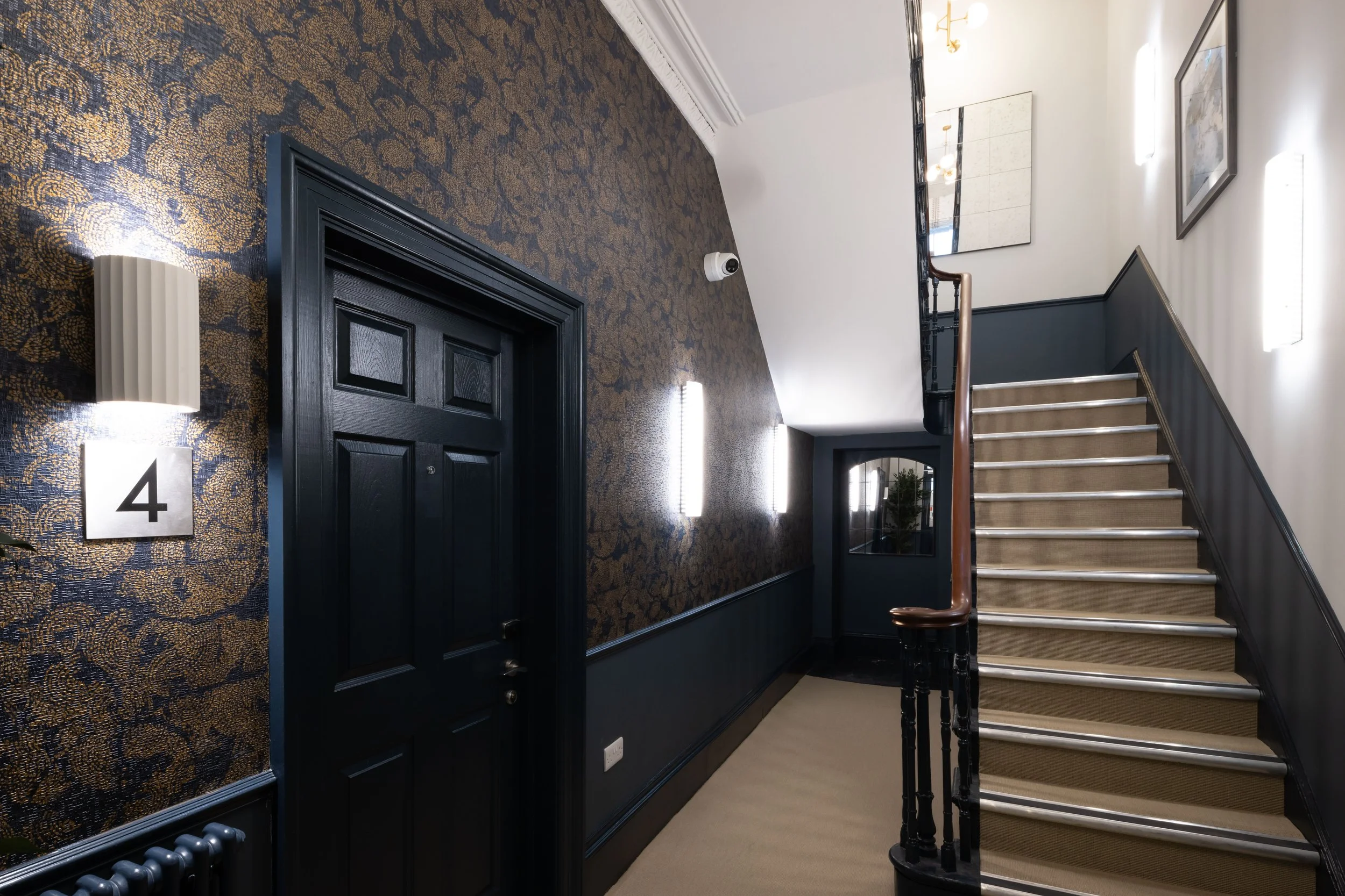 Hallway (1).jpg