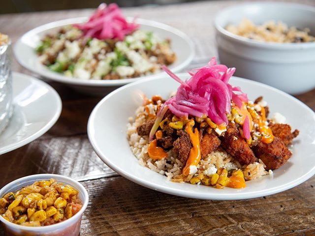 Let&rsquo;s face it, some of us are messy eaters. That&rsquo;s why I love a good Burrito Bowl! Blue Ridge Burrito makes some great ones.
.
.
.
.
#menu #roanoke #texture #virginia #photography #me #eats #food #foodphotography #burrito #color #cornsals